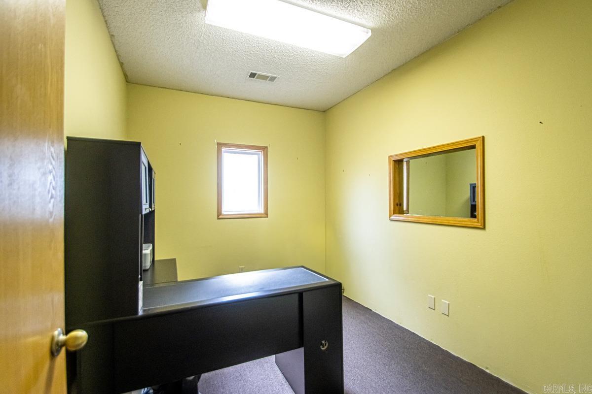 608 Marion Street Property Photo 9