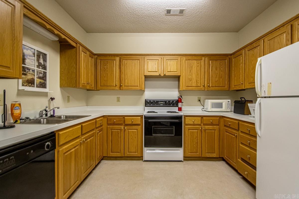 608 Marion Street Property Photo 13