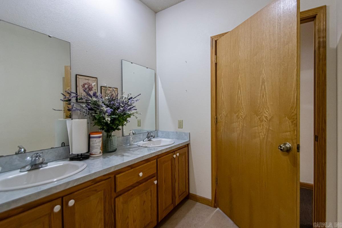 608 Marion Street Property Photo 15