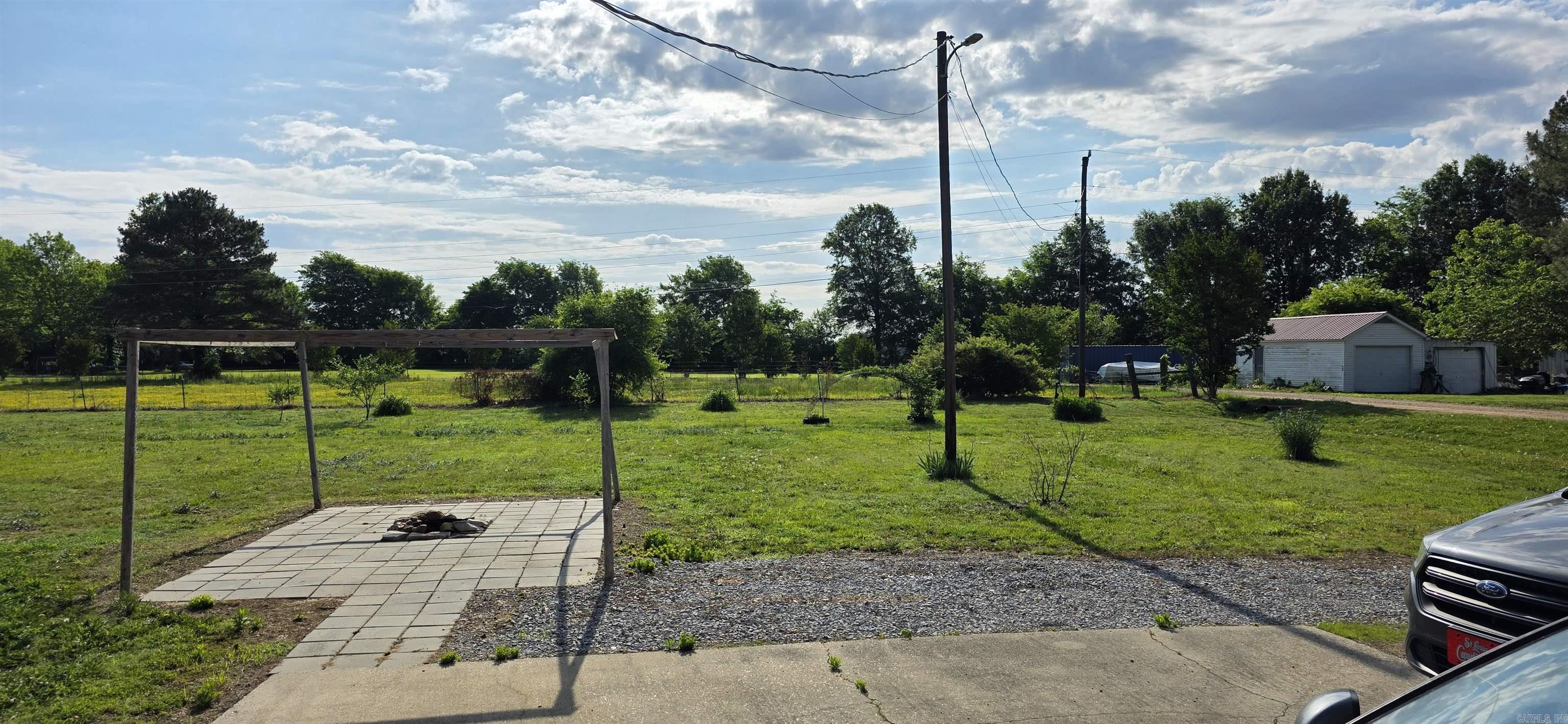 79 County Road 1461 Property Photo 4