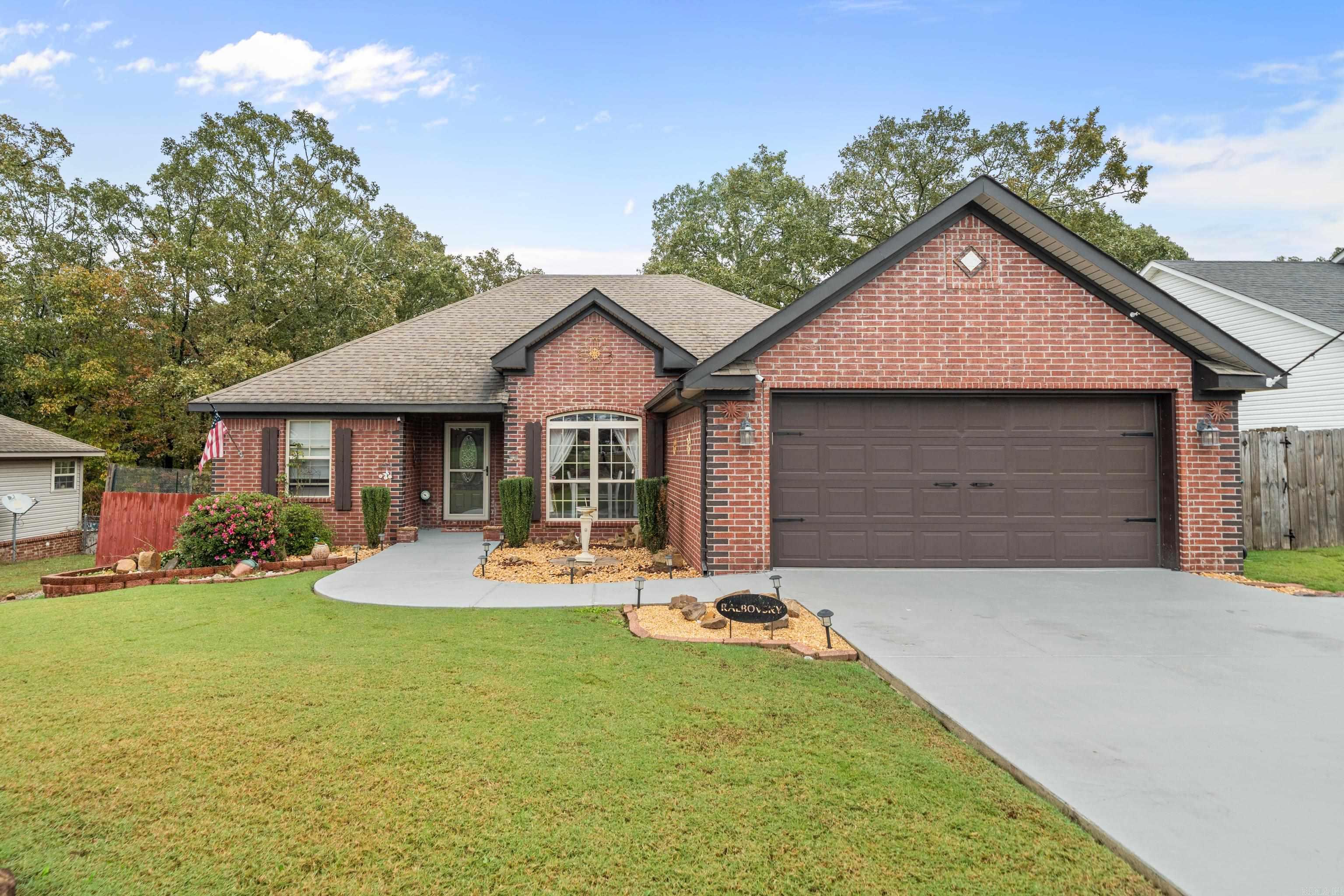 3024 Miracle Heights Cove Property Photo 1