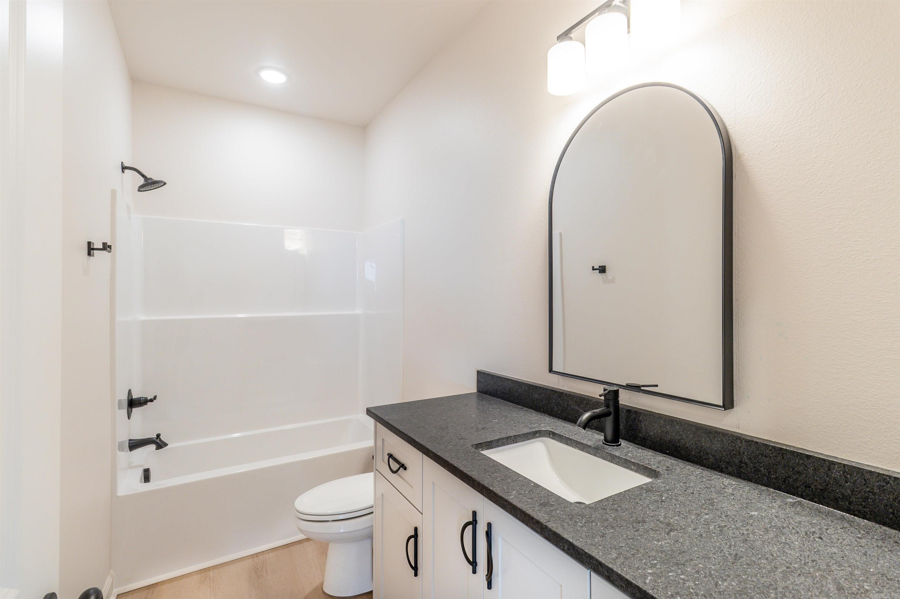 109 Fitzgerald Drive Property Photo 3