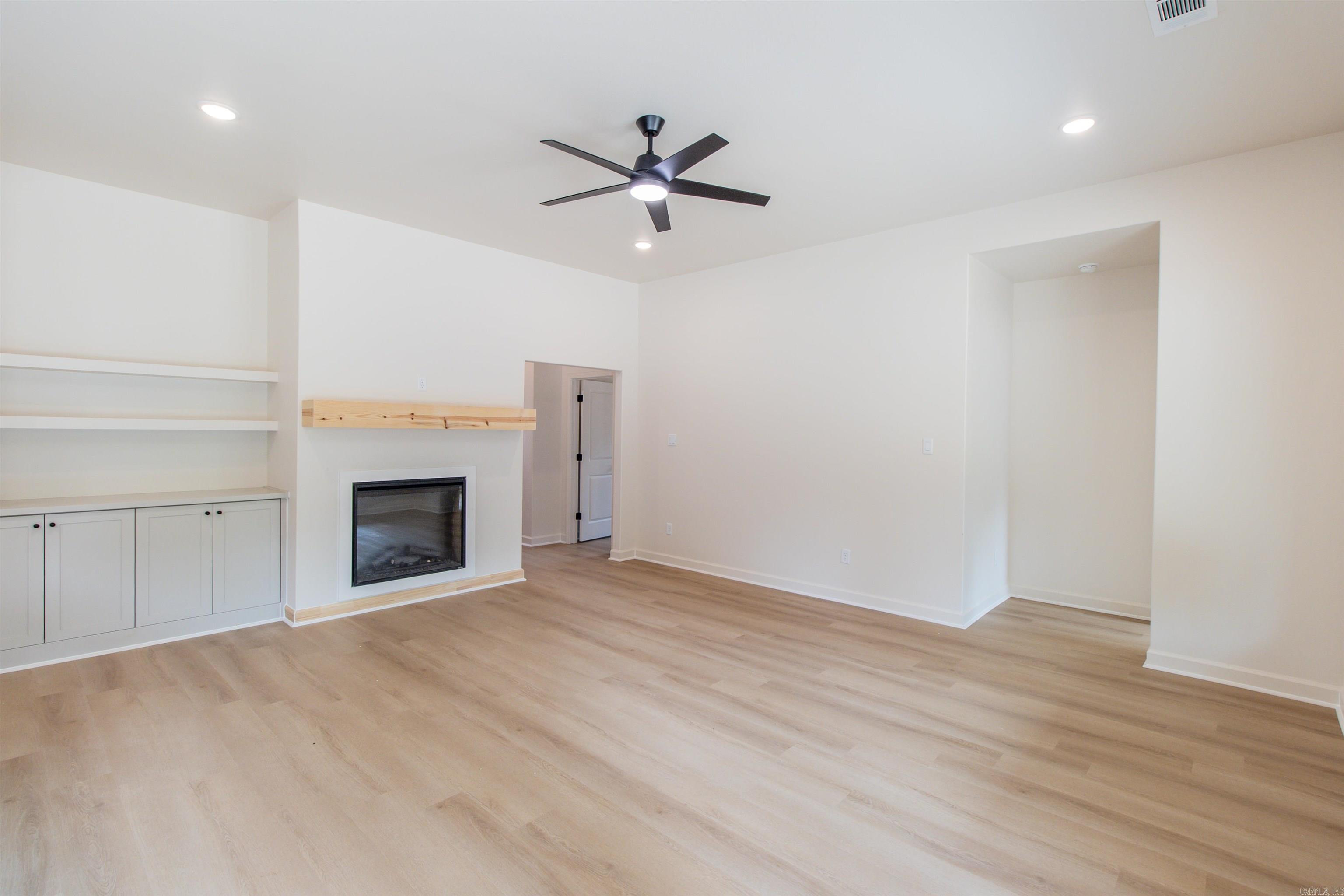 109 Fitzgerald Drive Property Photo 12