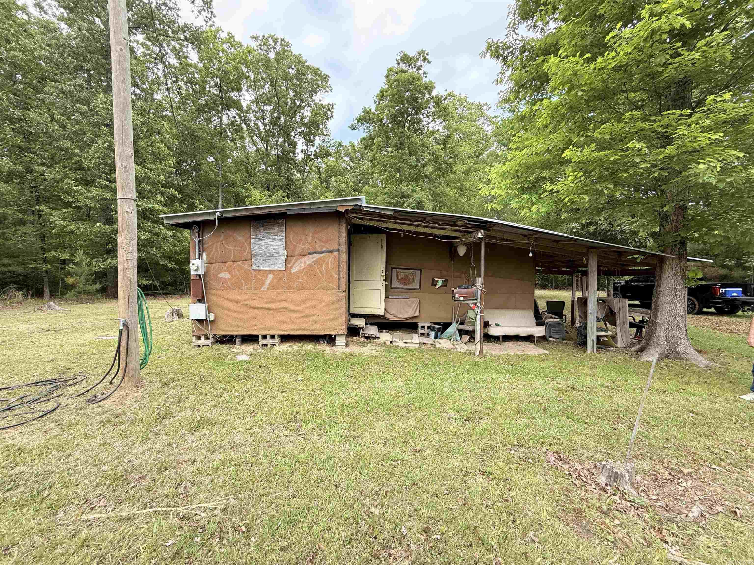 Powerline Property Photo 6