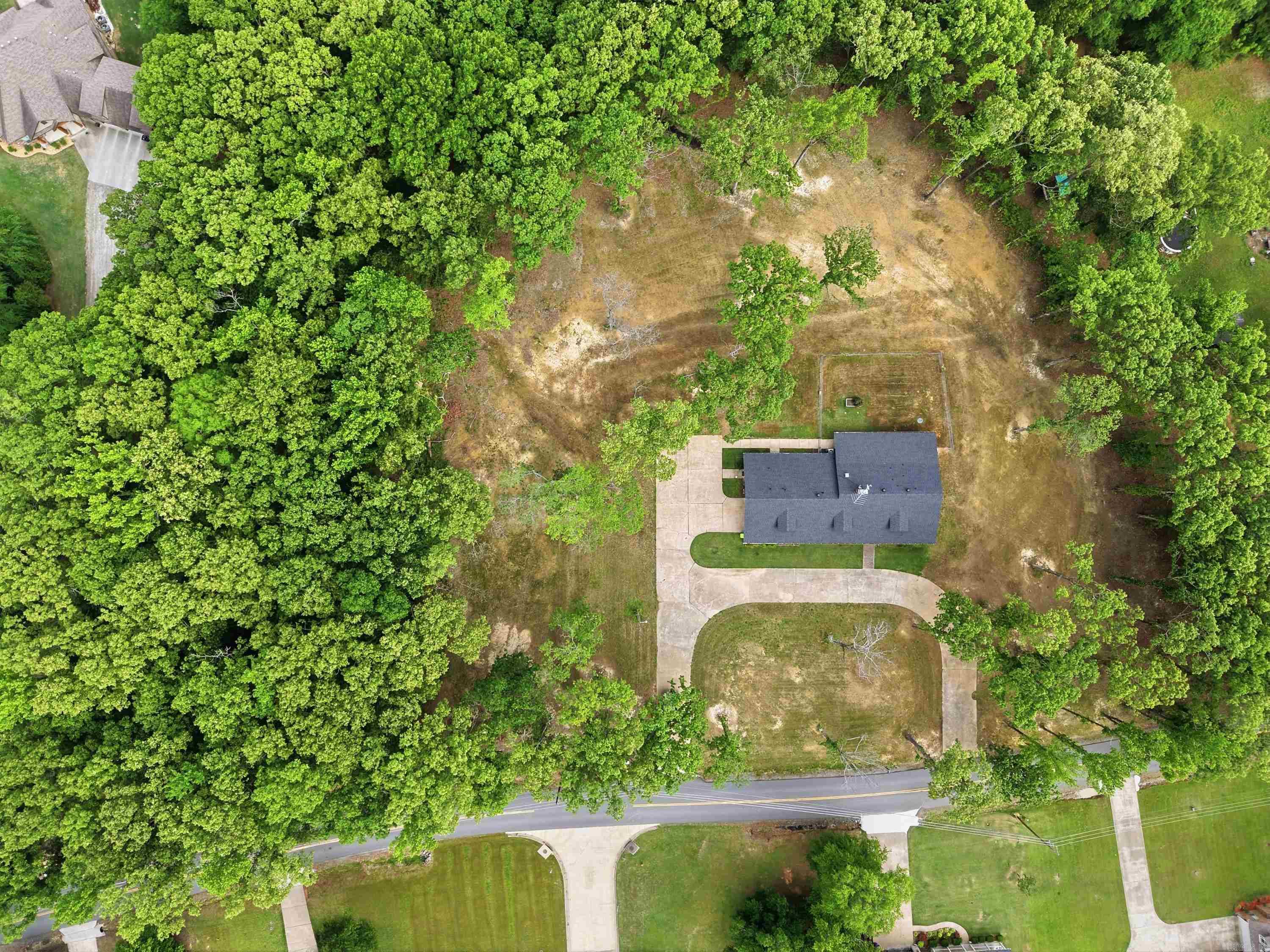 38 Garrett Lane Property Photo 2
