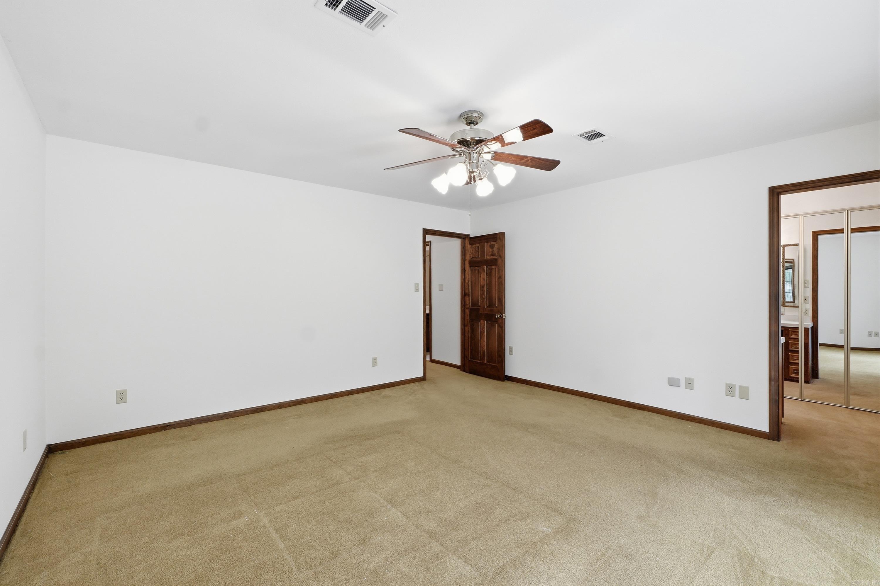 38 Garrett Lane Property Photo 30