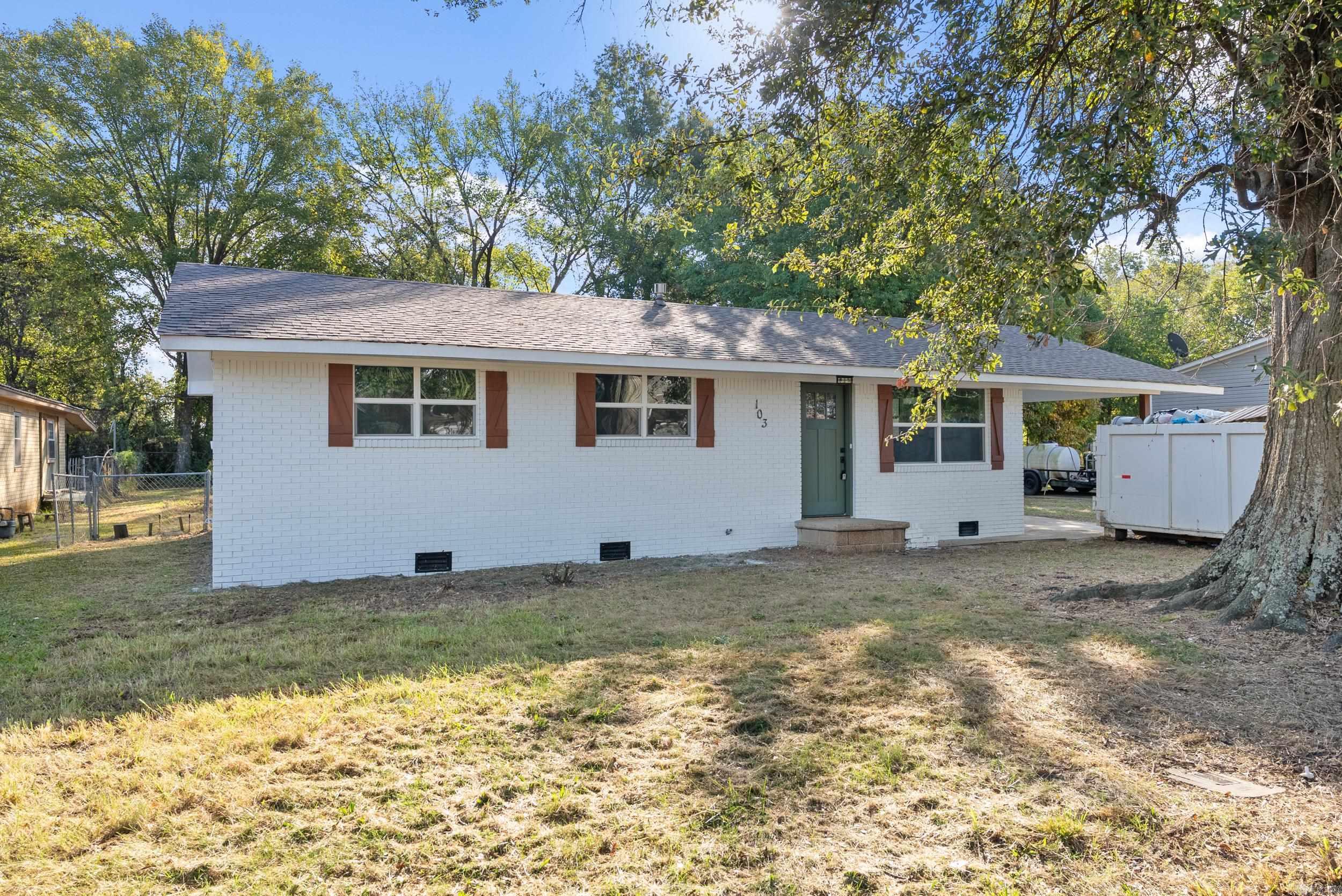 103 Maple Street Property Photo 1