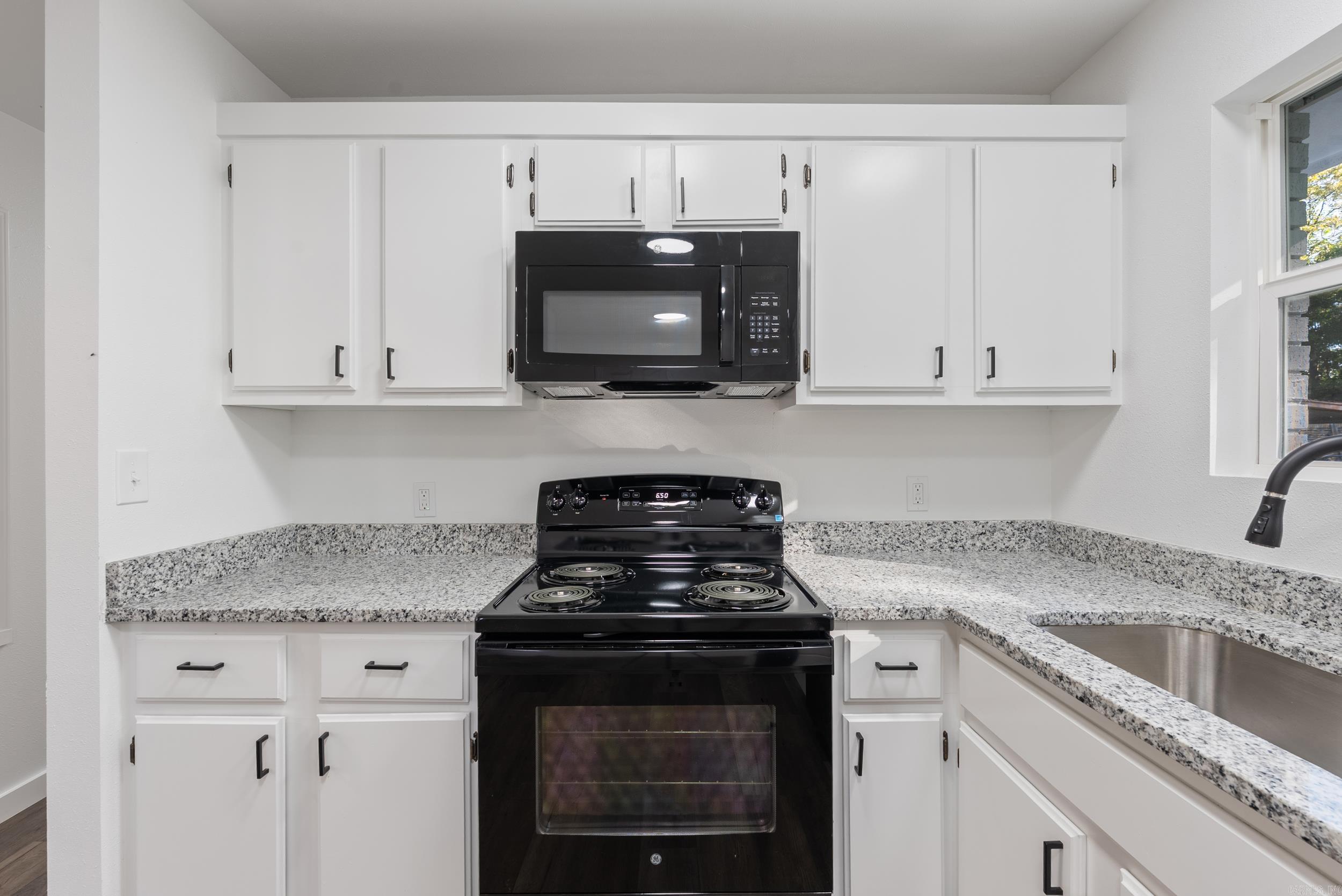 103 Maple Street Property Photo 11