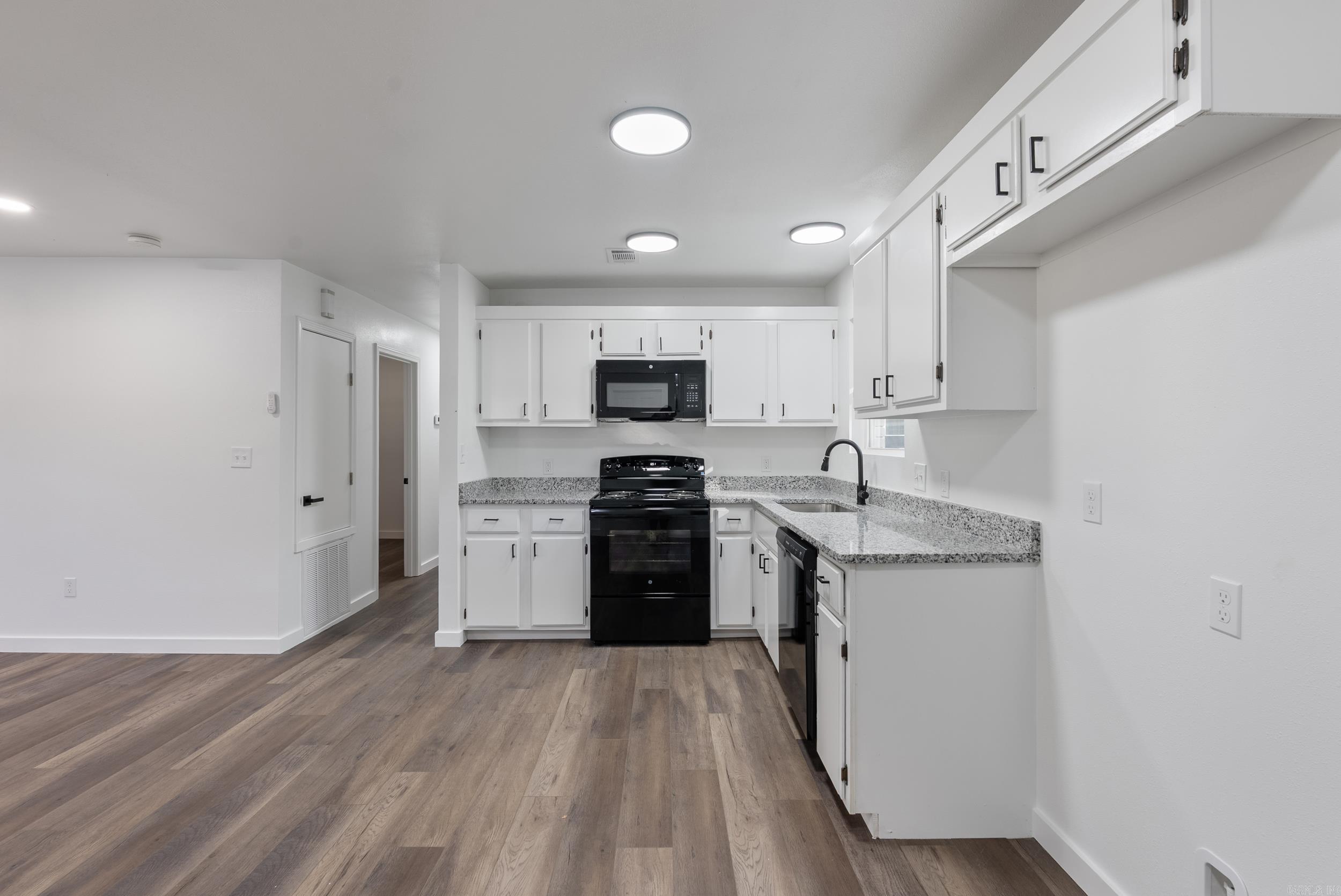 103 Maple Street Property Photo 12