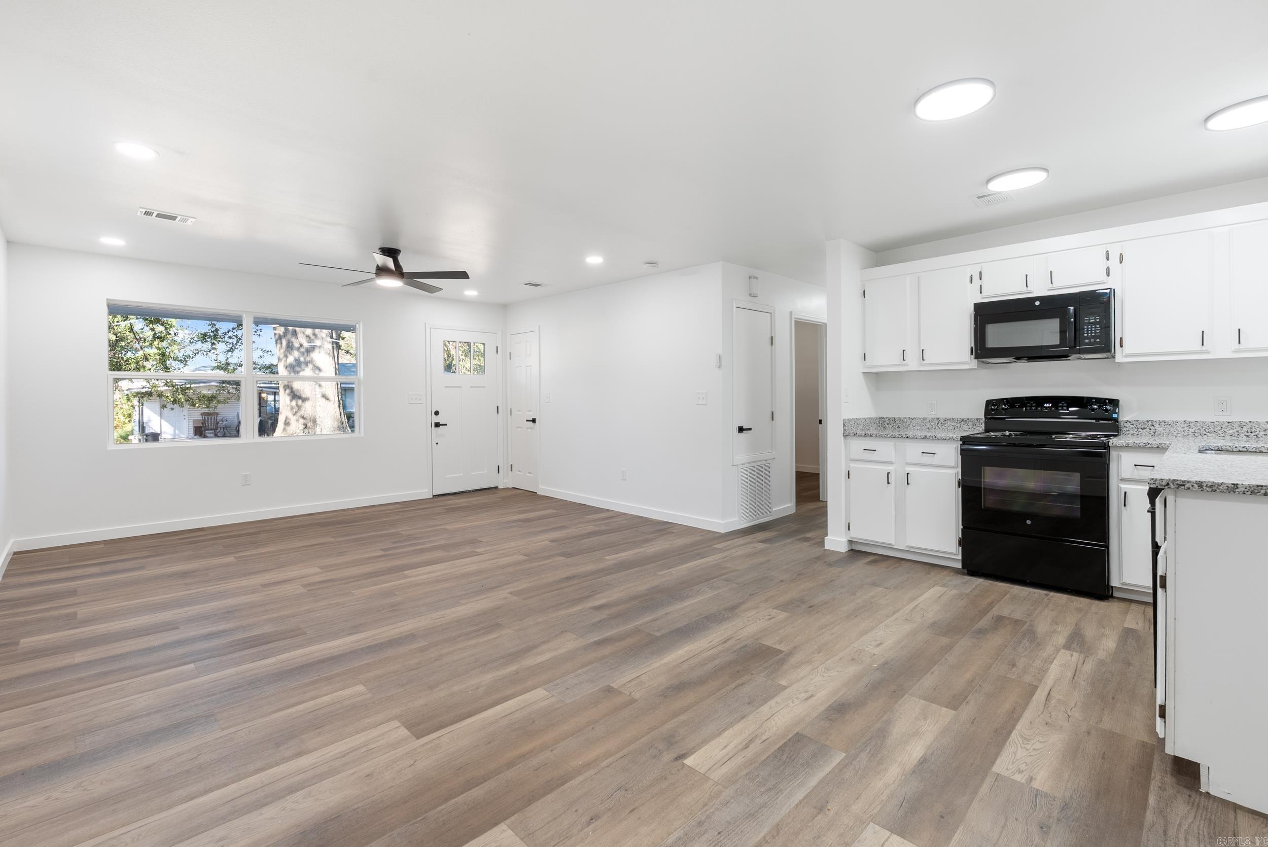103 Maple Street Property Photo 23