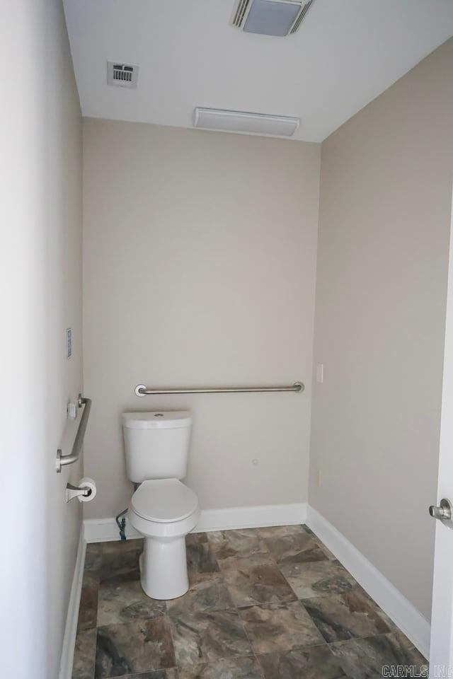 625 E Main St Property Photo 12