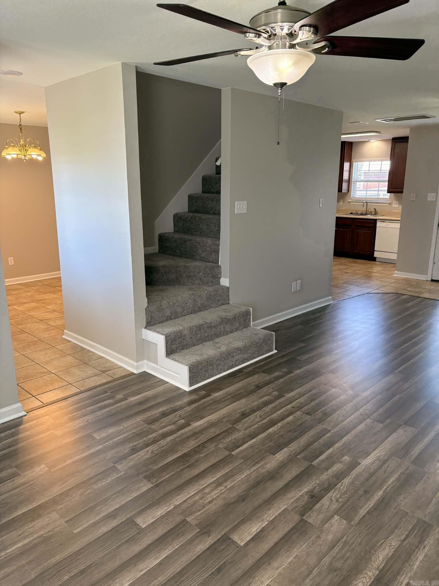 106 Tamarack Court Property Photo 7