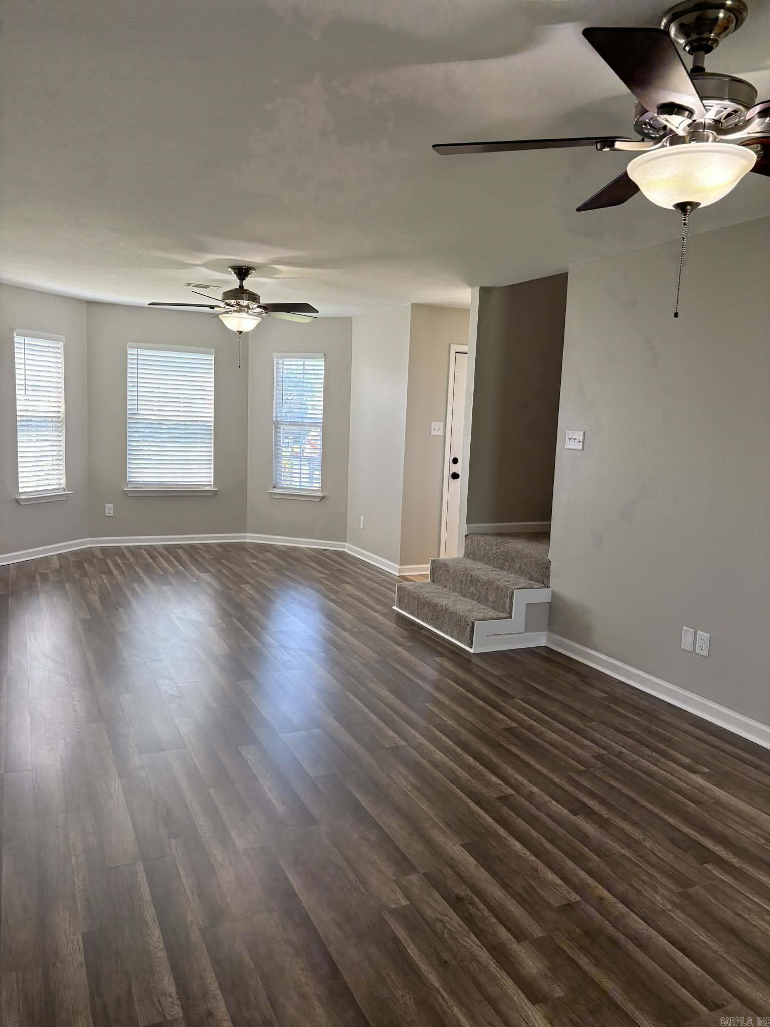 106 Tamarack Court Property Photo 10