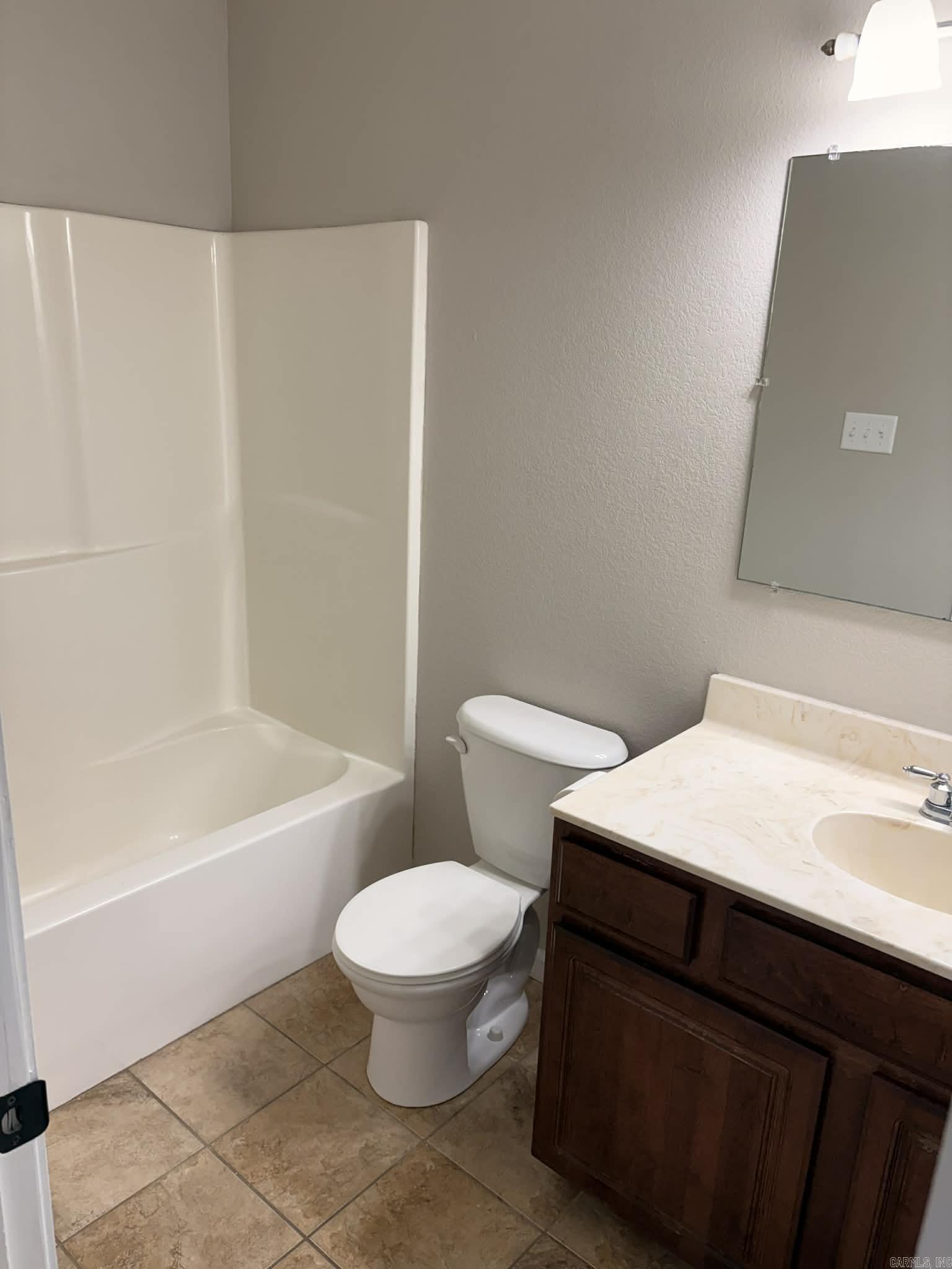 106 Tamarack Court Property Photo 16