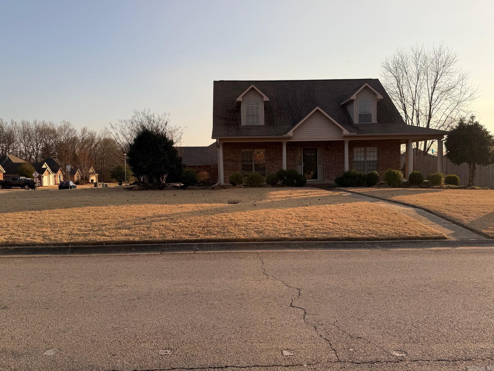 3805 Irby Drive Property Photo 2
