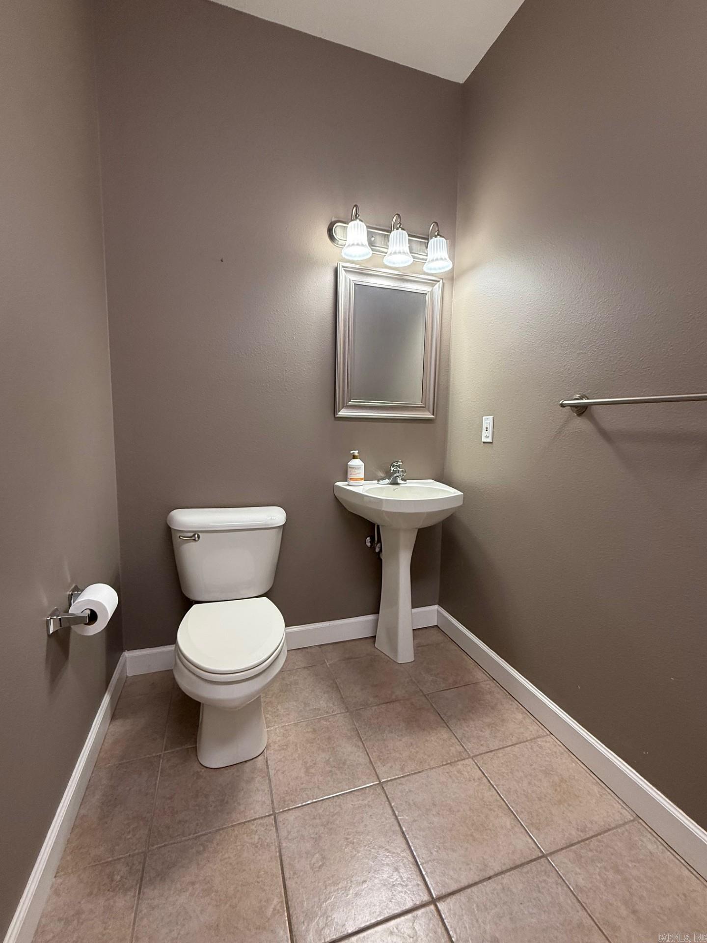 3805 Irby Drive Property Photo 14