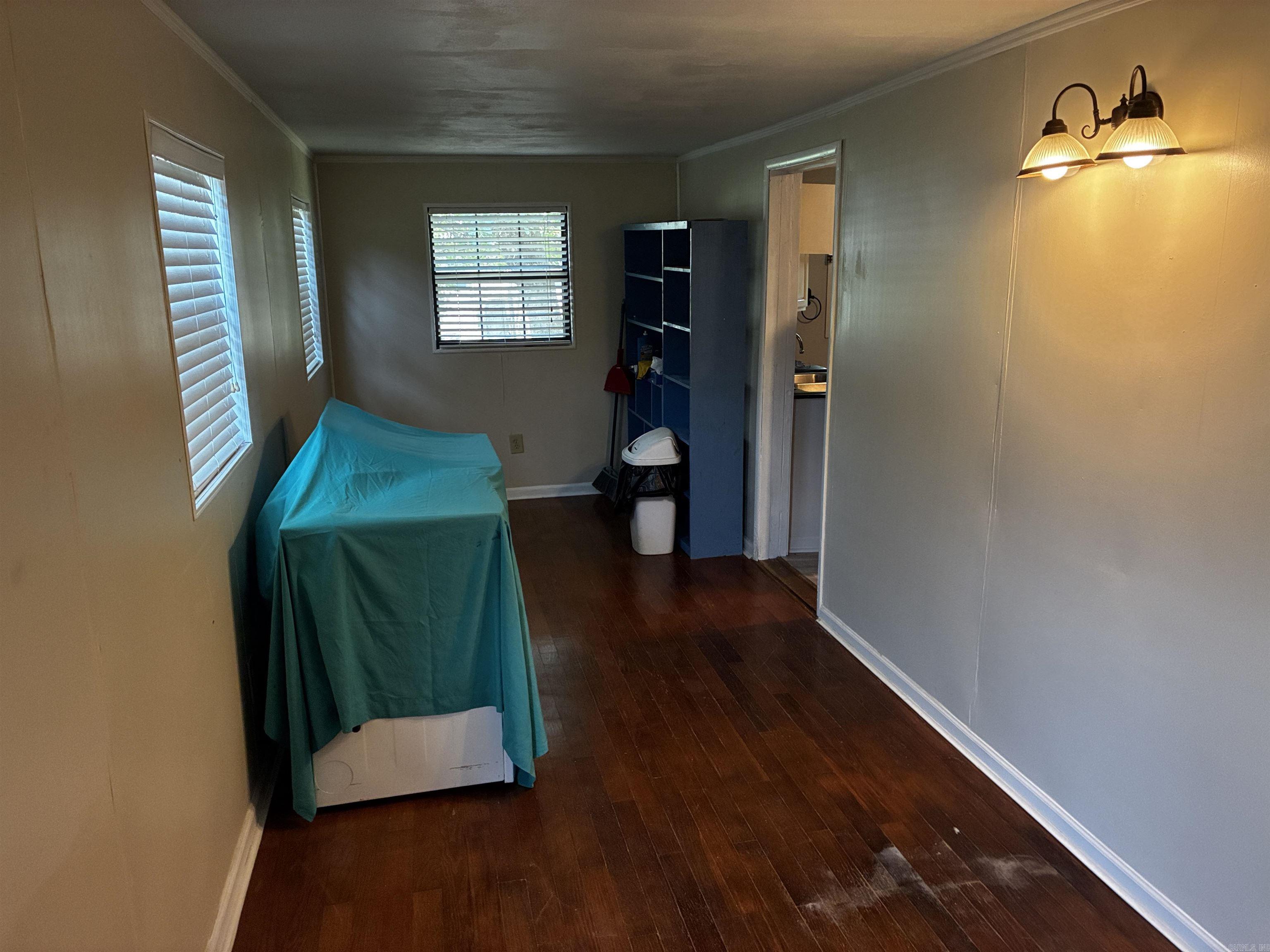 302 Spring Street Property Photo 29