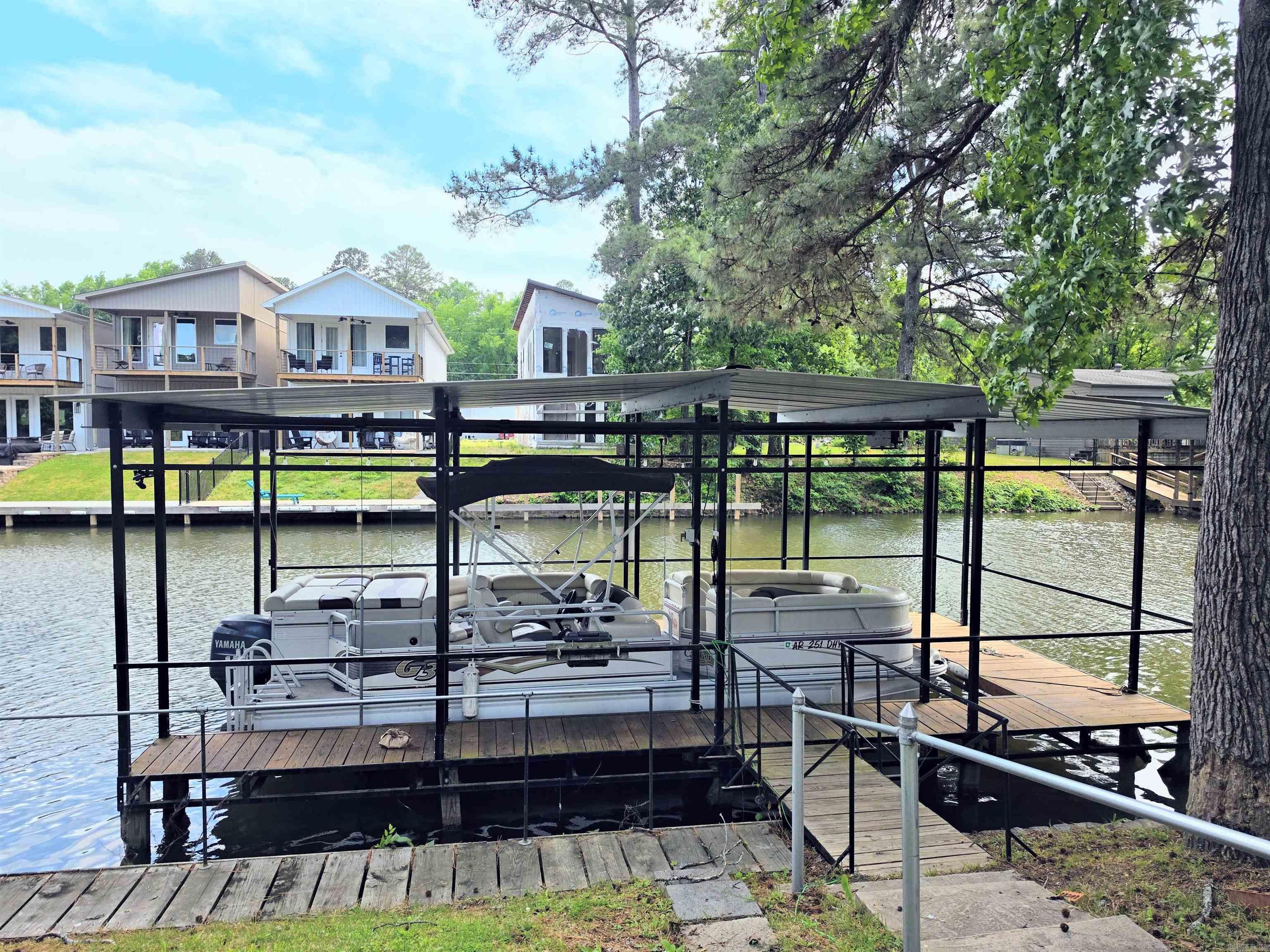150 Lakeaire Terrace Property Photo 4