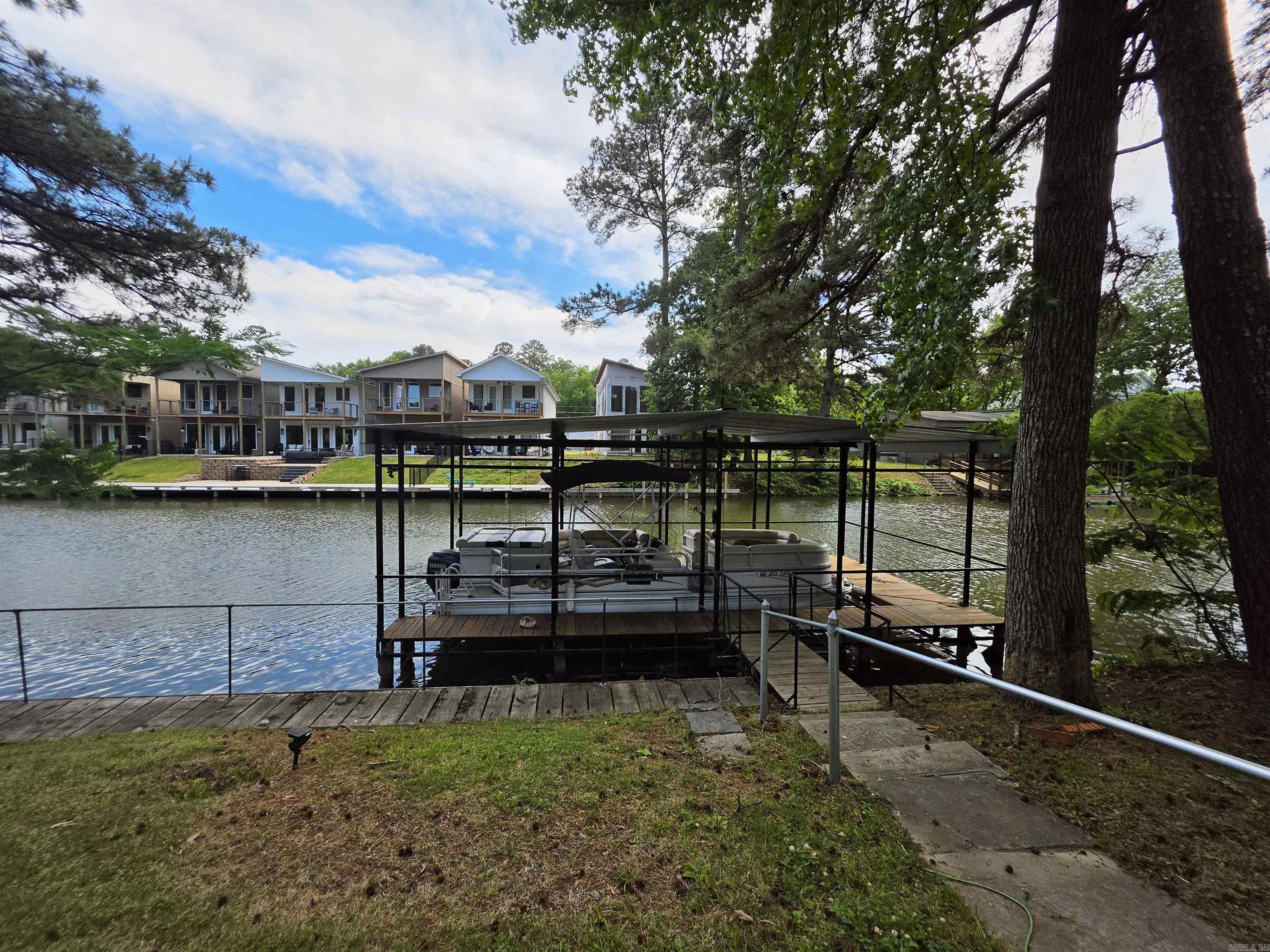 150 Lakeaire Terrace Property Photo 8