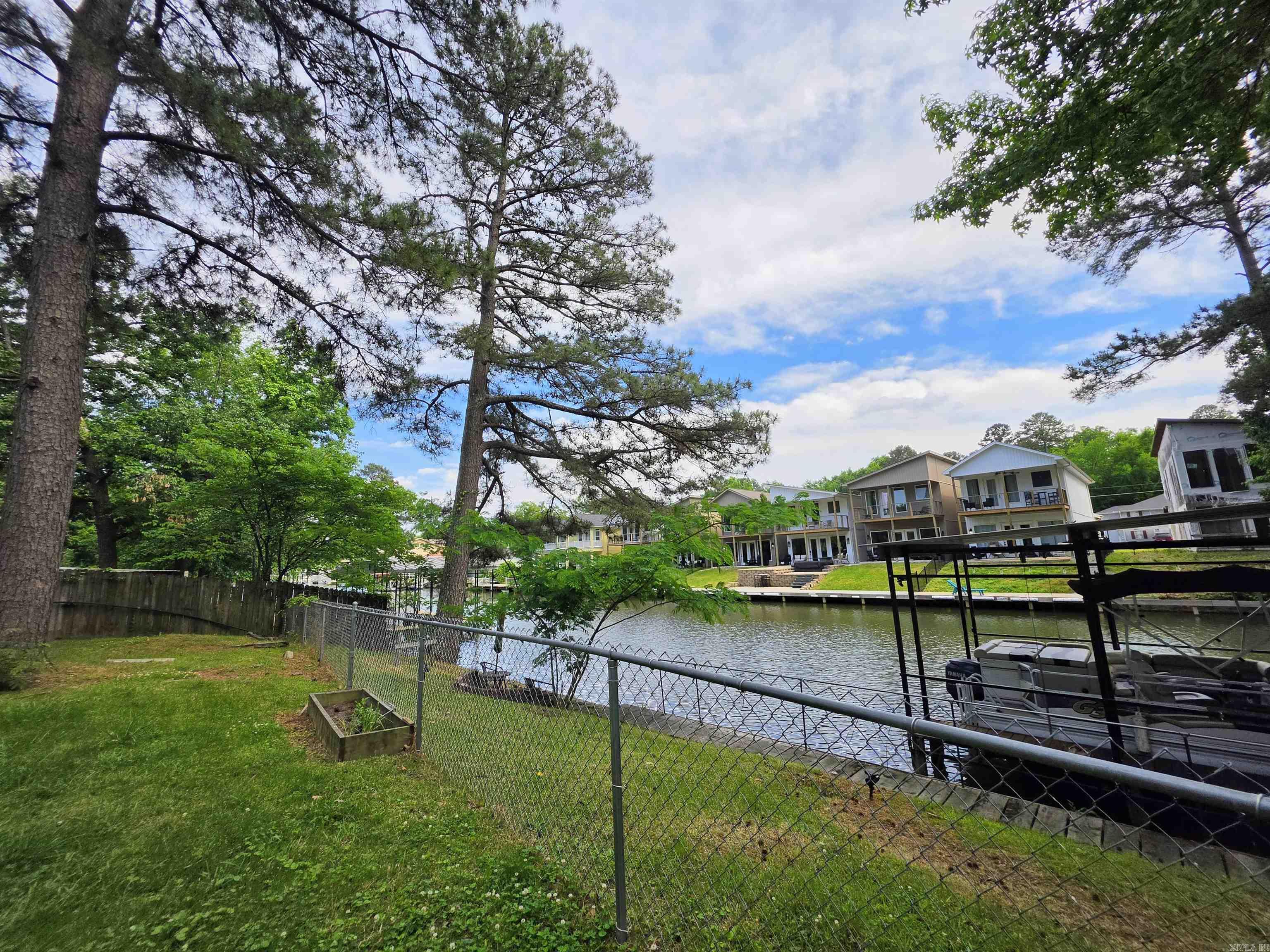 150 Lakeaire Terrace Property Photo 10