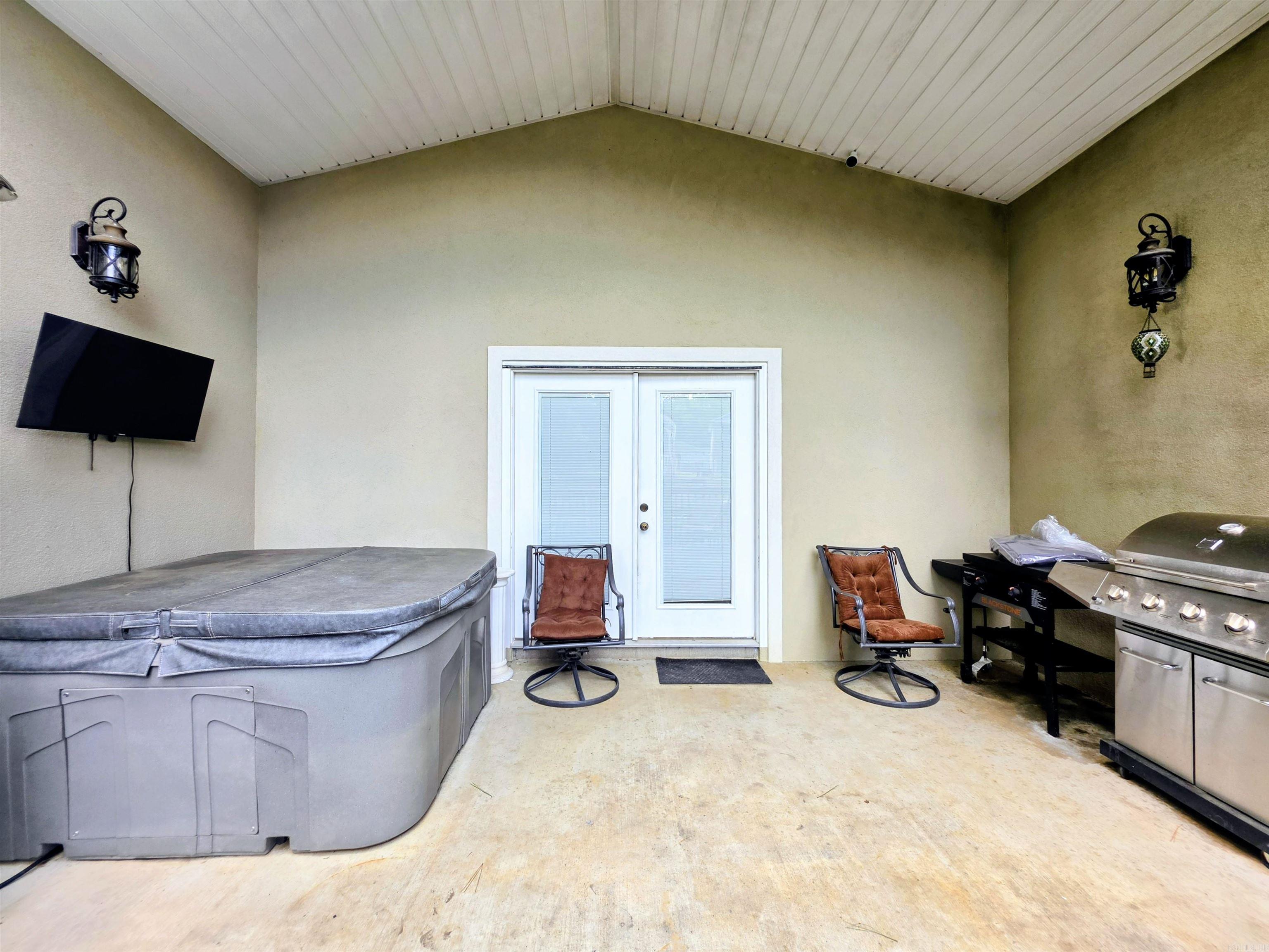 150 Lakeaire Terrace Property Photo 34