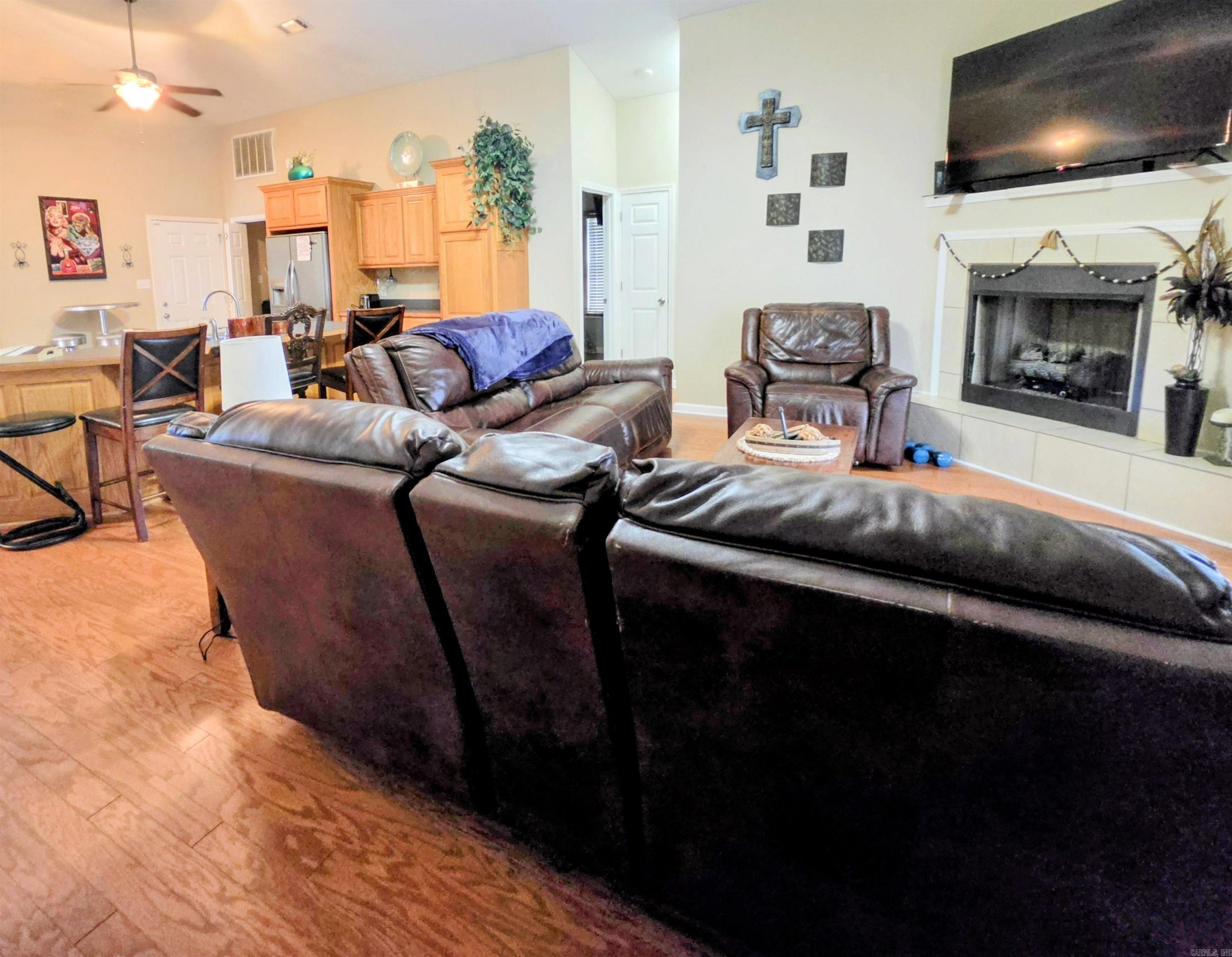 150 Lakeaire Terrace Property Photo 45