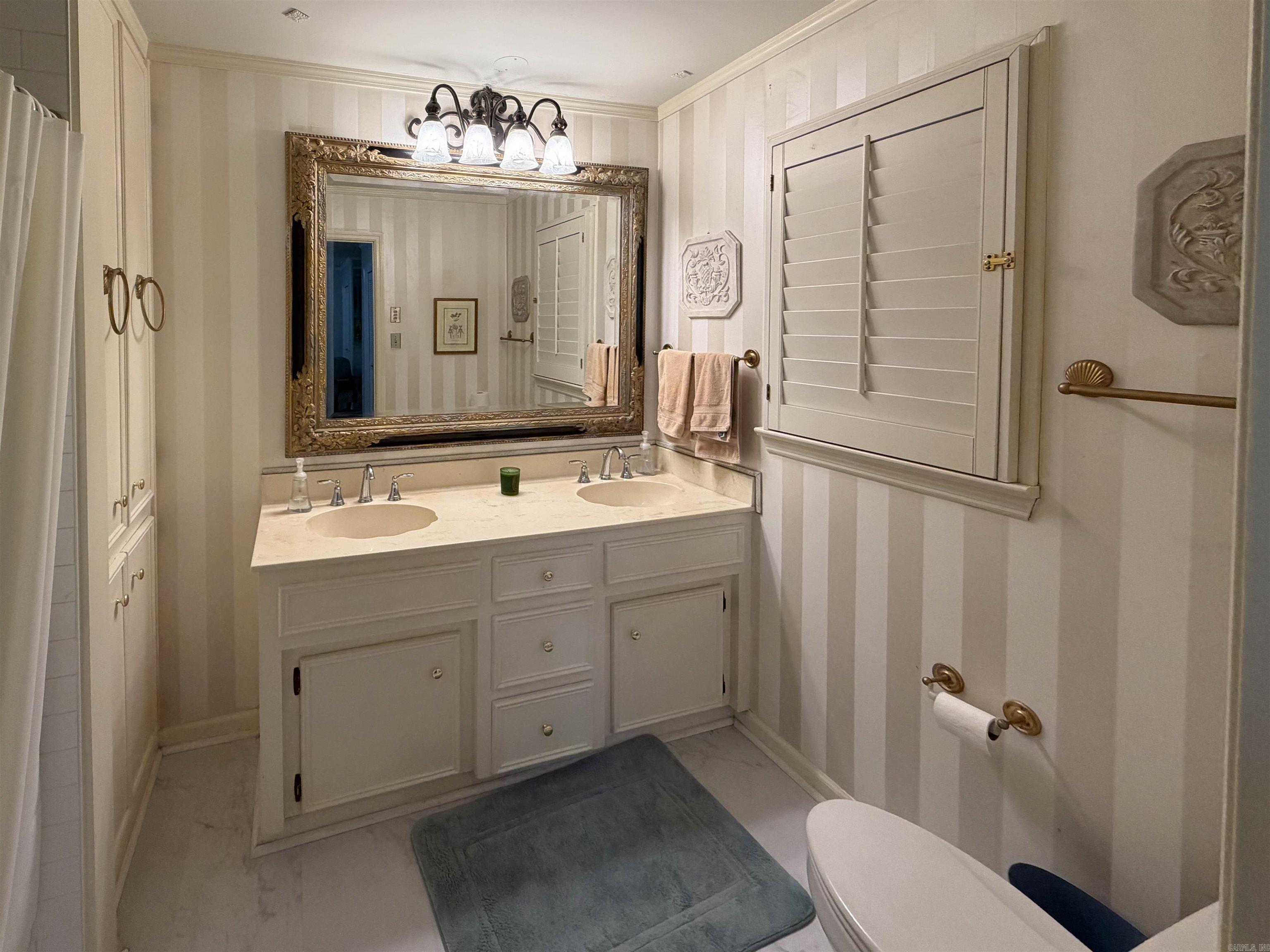 3 Amesbury Ct Property Photo 8