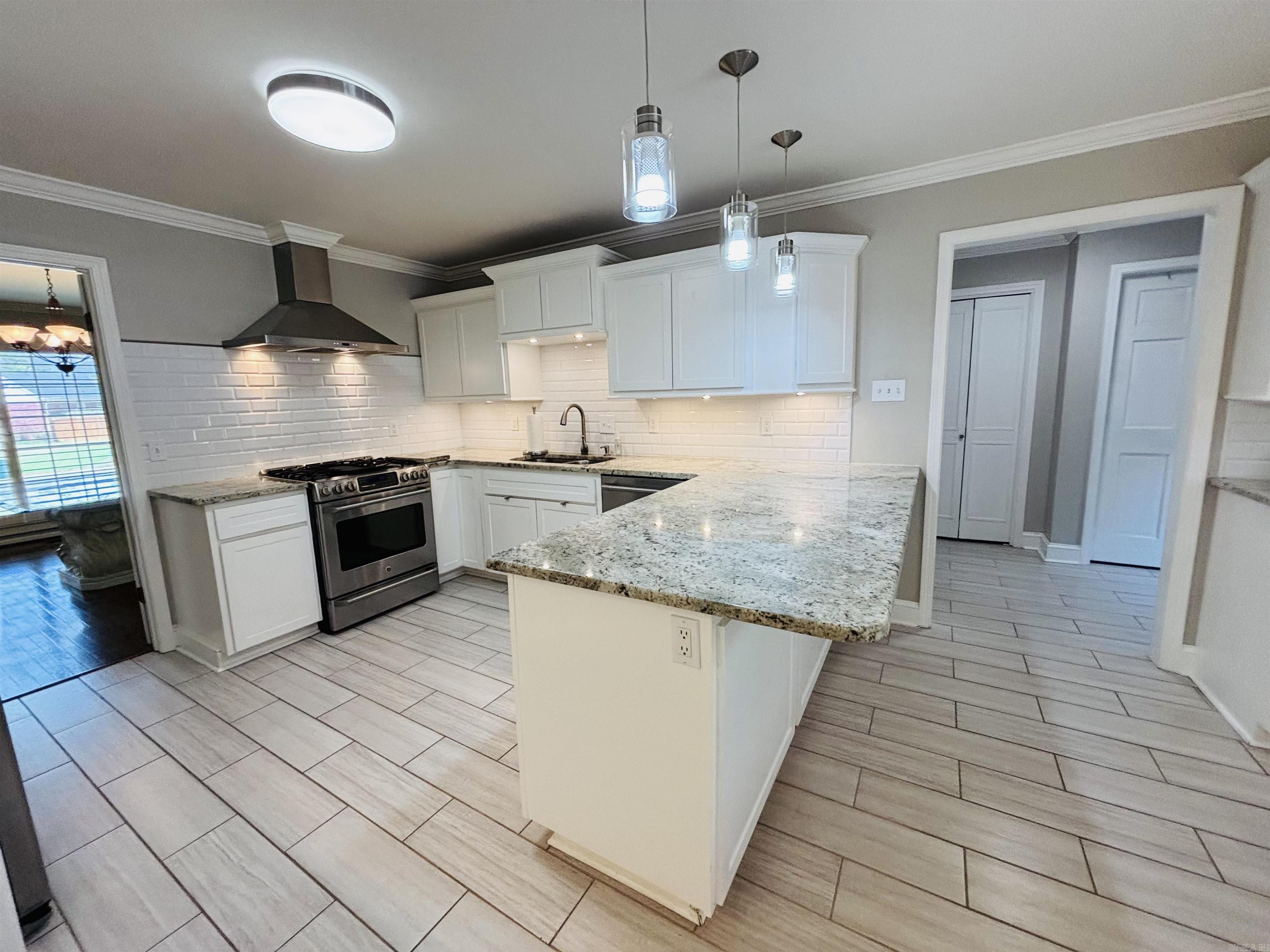 3 Amesbury Ct Property Photo 25