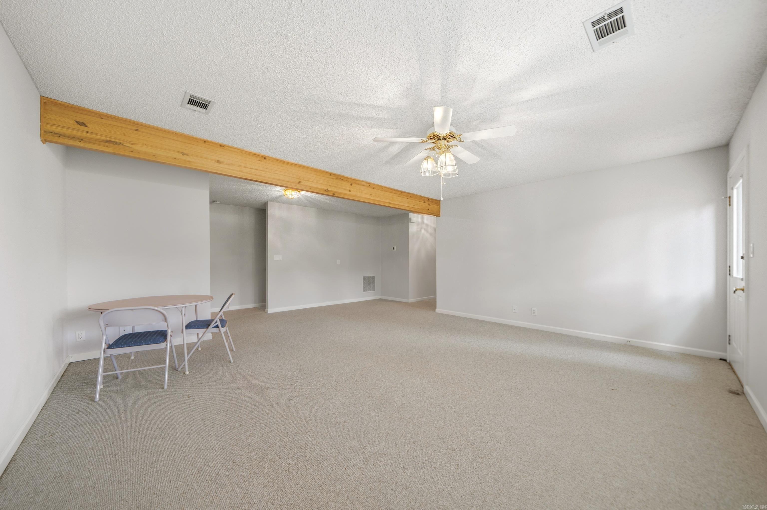 18 Fastota Lane Property Photo 23