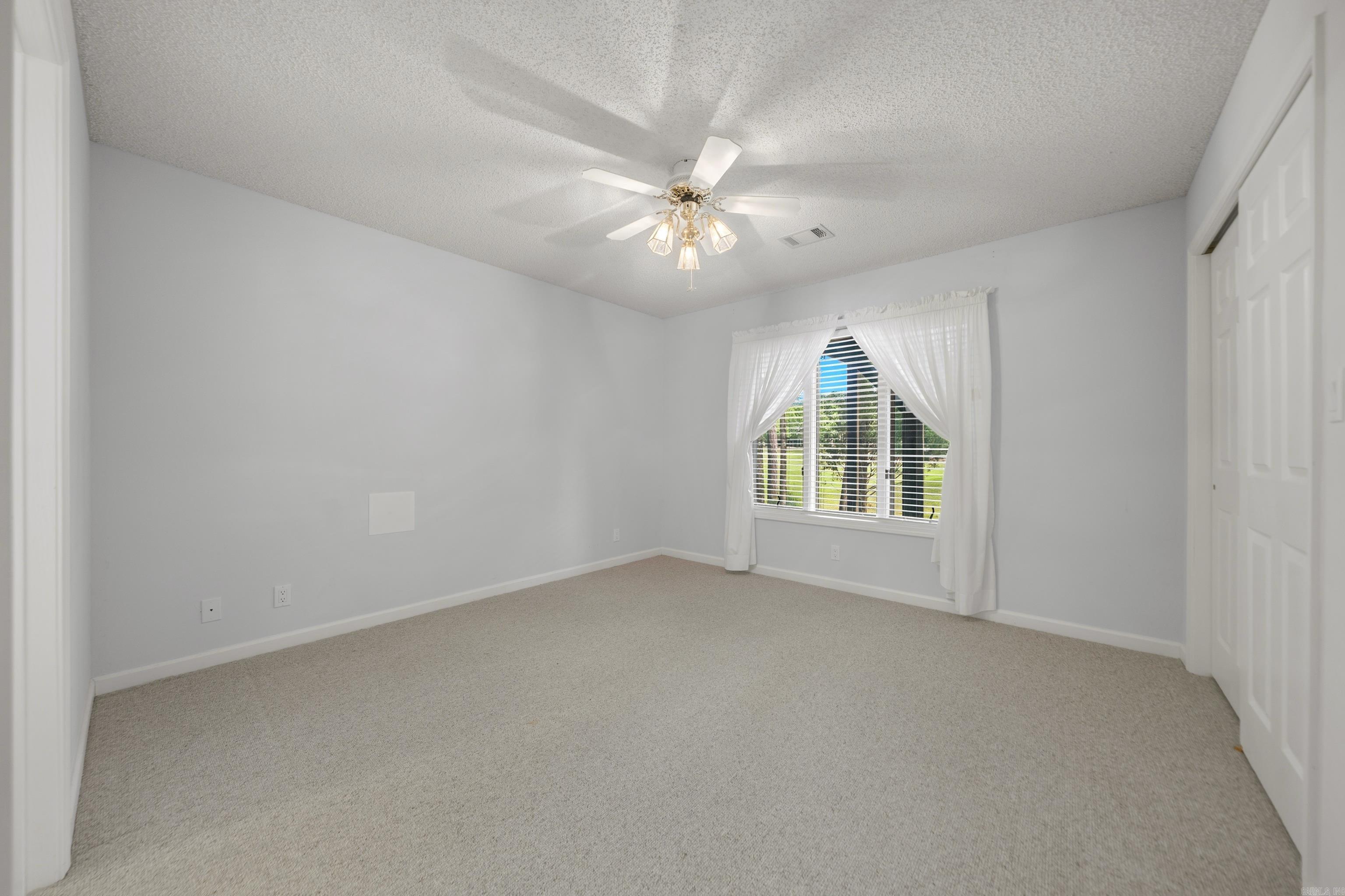 18 Fastota Lane Property Photo 25