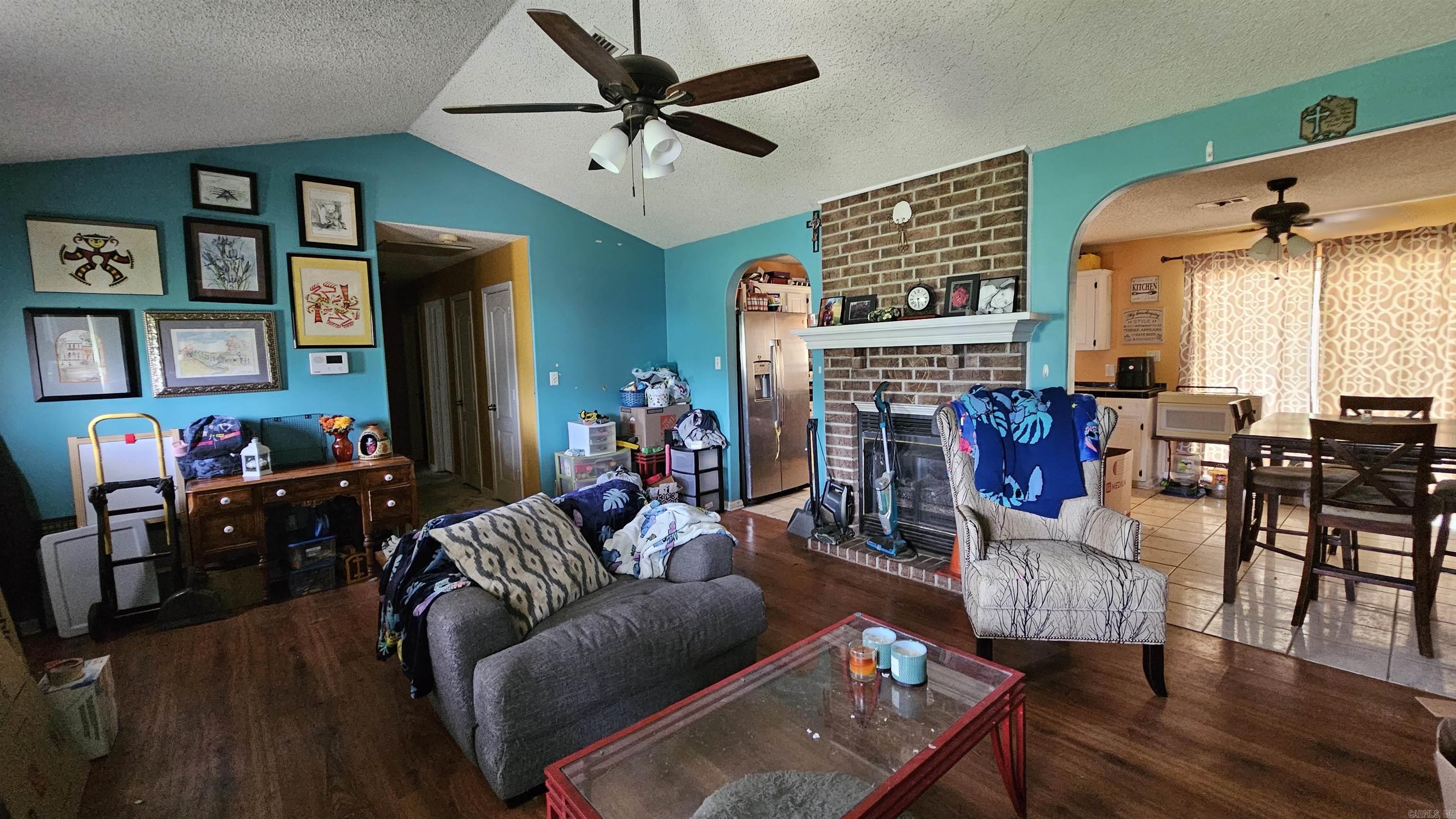 1024 Highland Boulevard Property Photo 4
