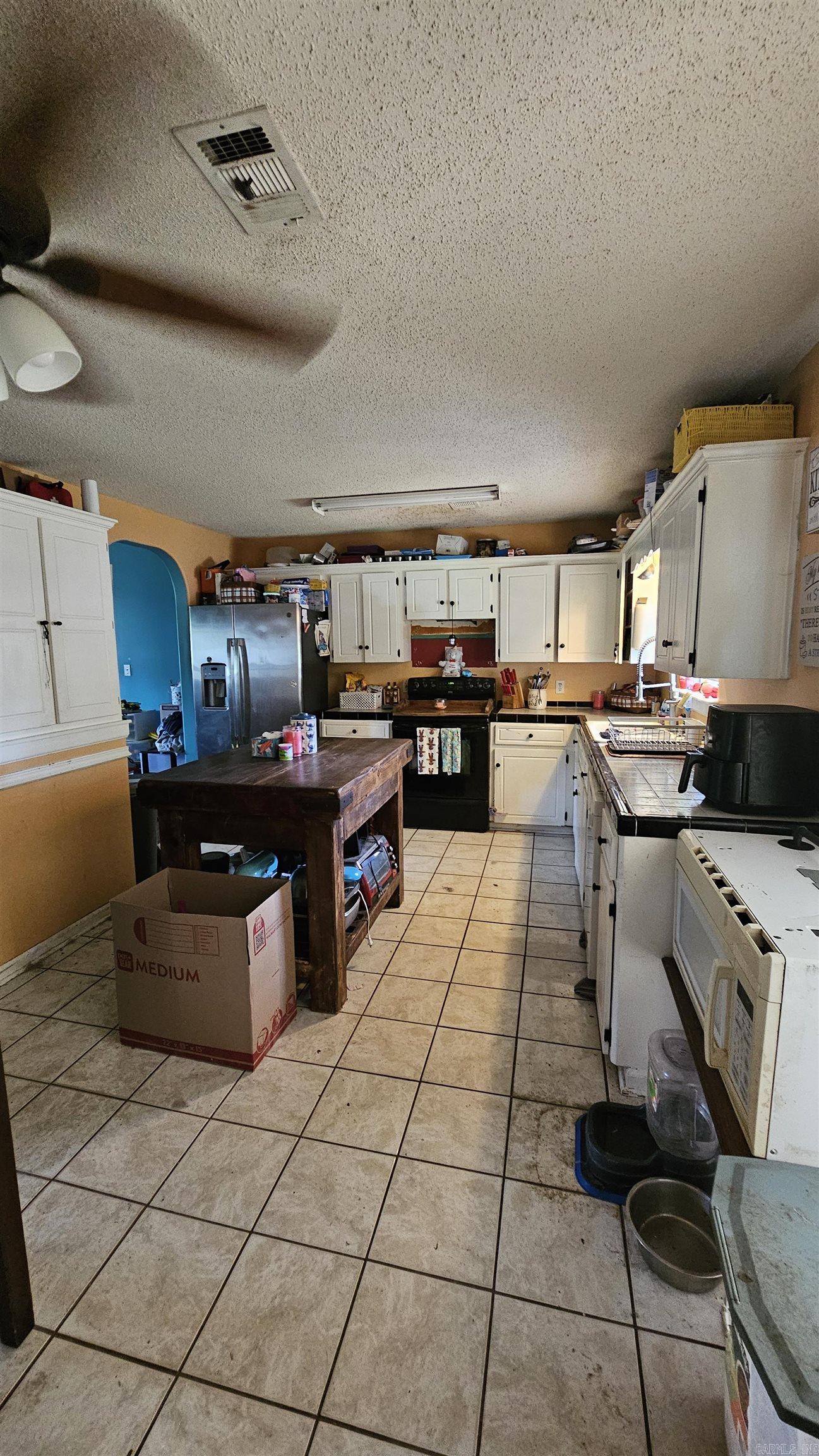 1024 Highland Boulevard Property Photo 7