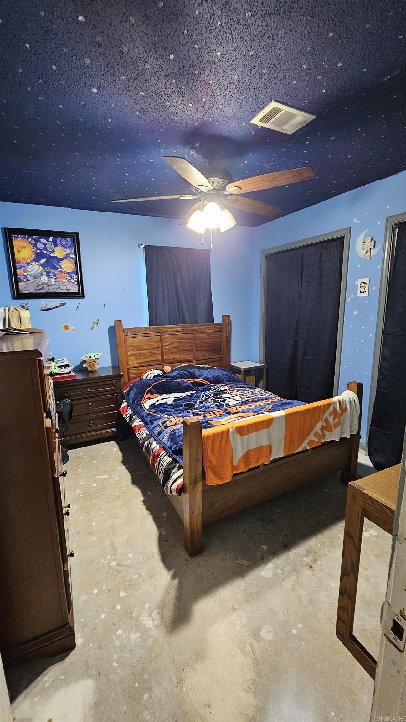 1024 Highland Boulevard Property Photo 13