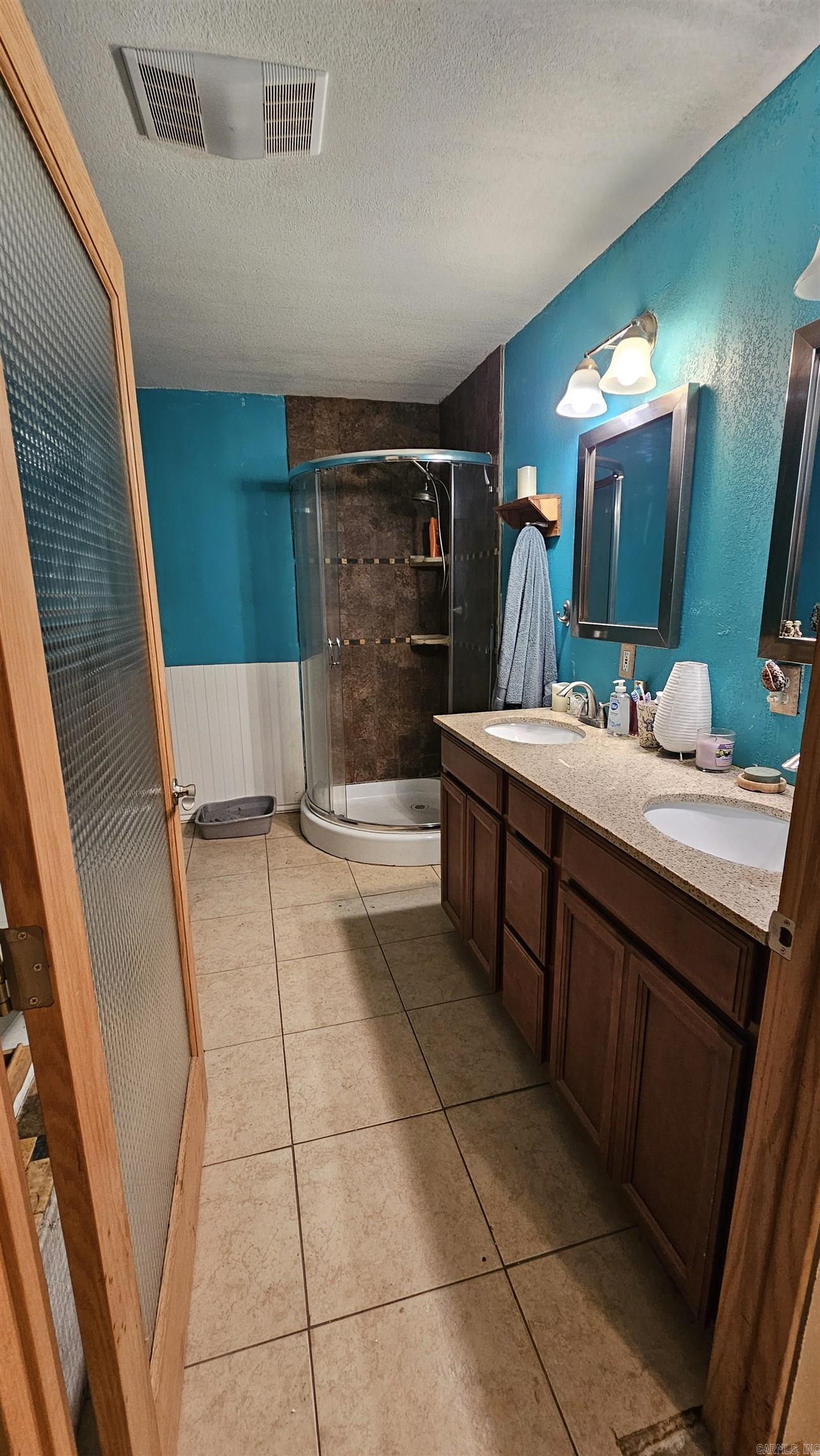 1024 Highland Boulevard Property Photo 16