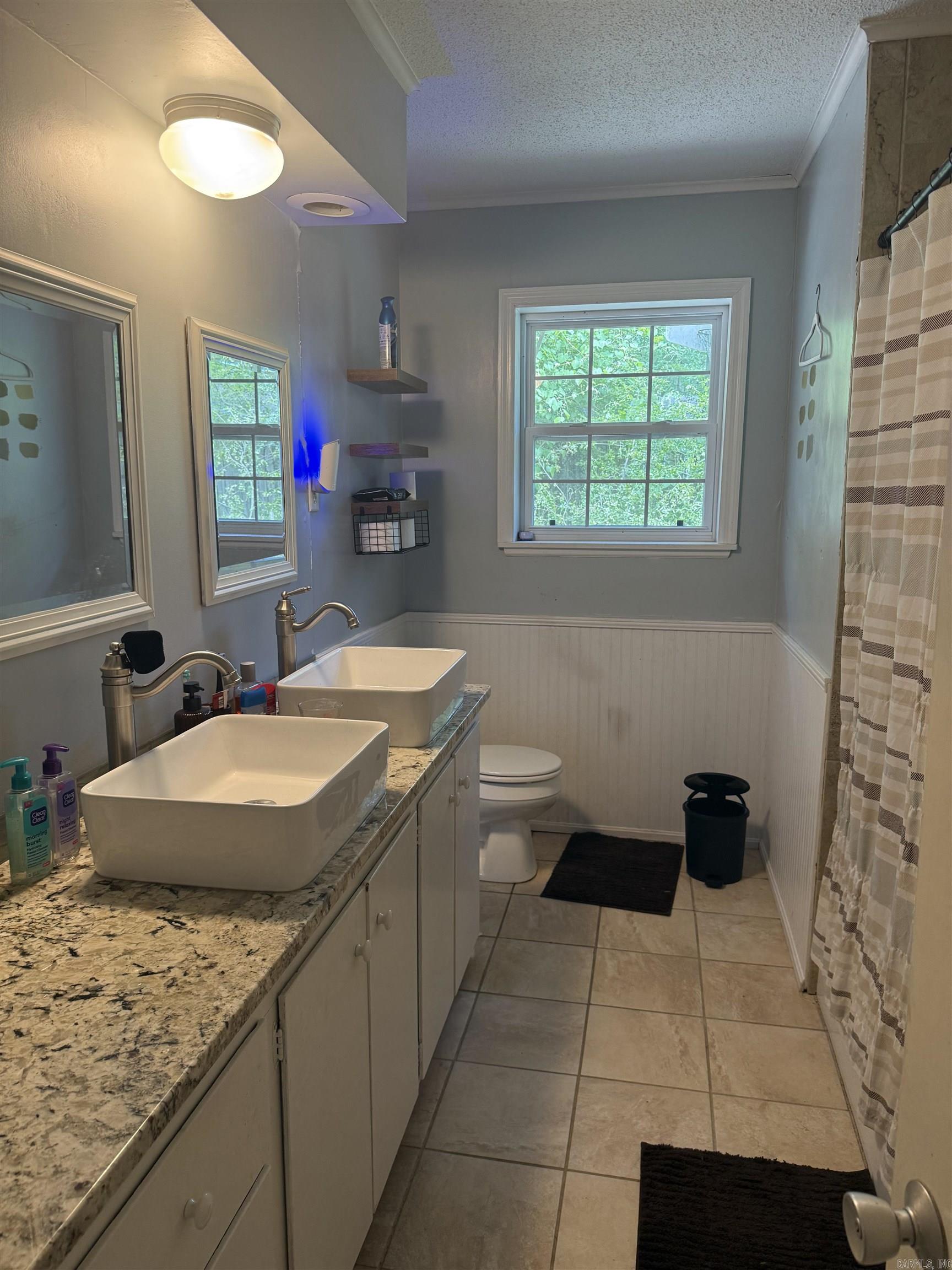 702 Overstreet Property Photo 14