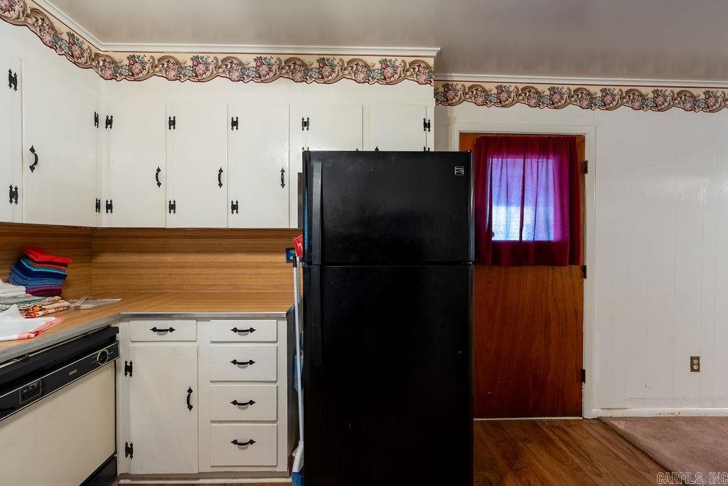 110 W Curran Street Property Photo 6