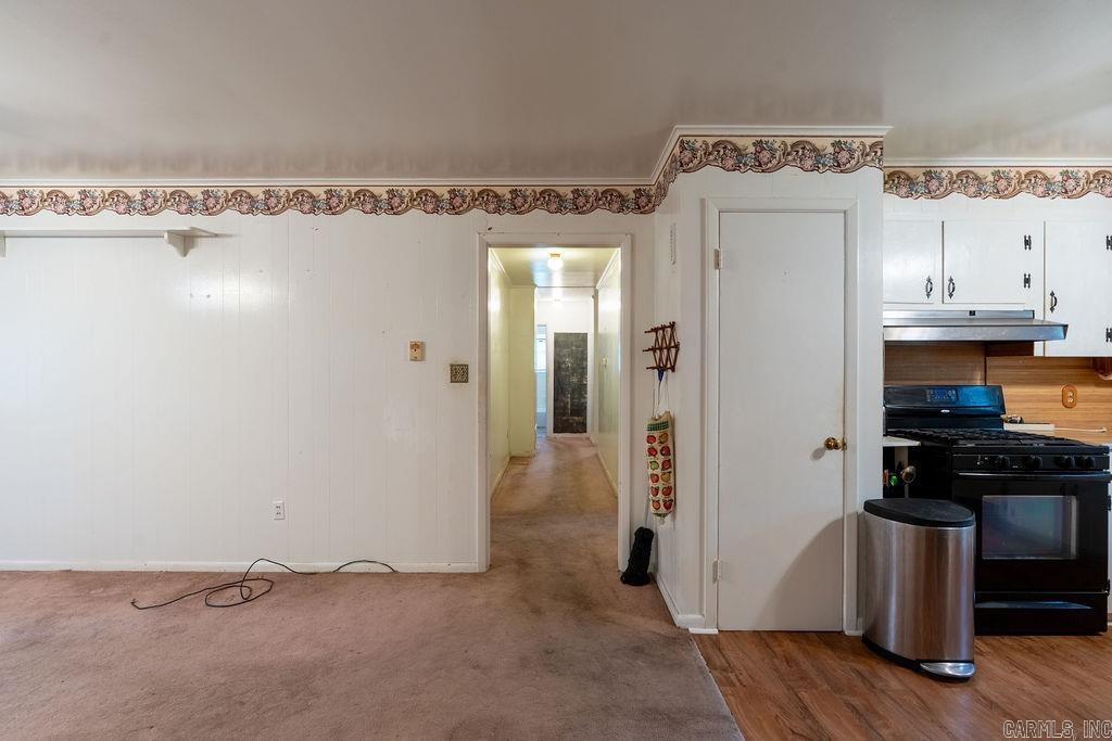 110 W Curran Street Property Photo 7