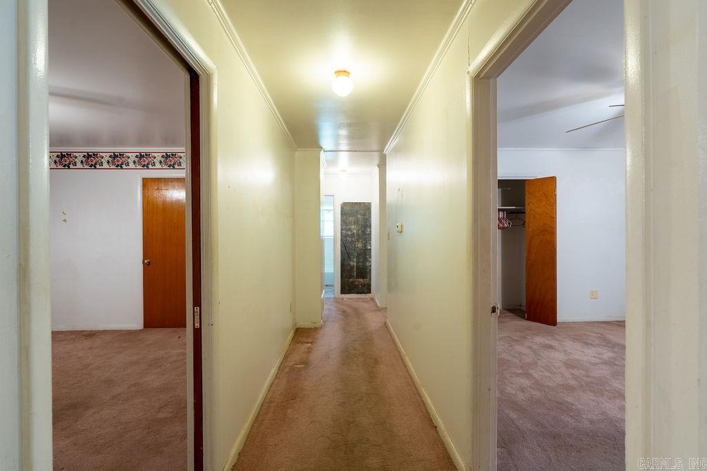 110 W Curran Street Property Photo 11