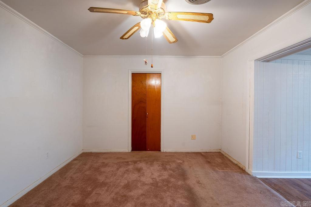 110 W Curran Street Property Photo 17