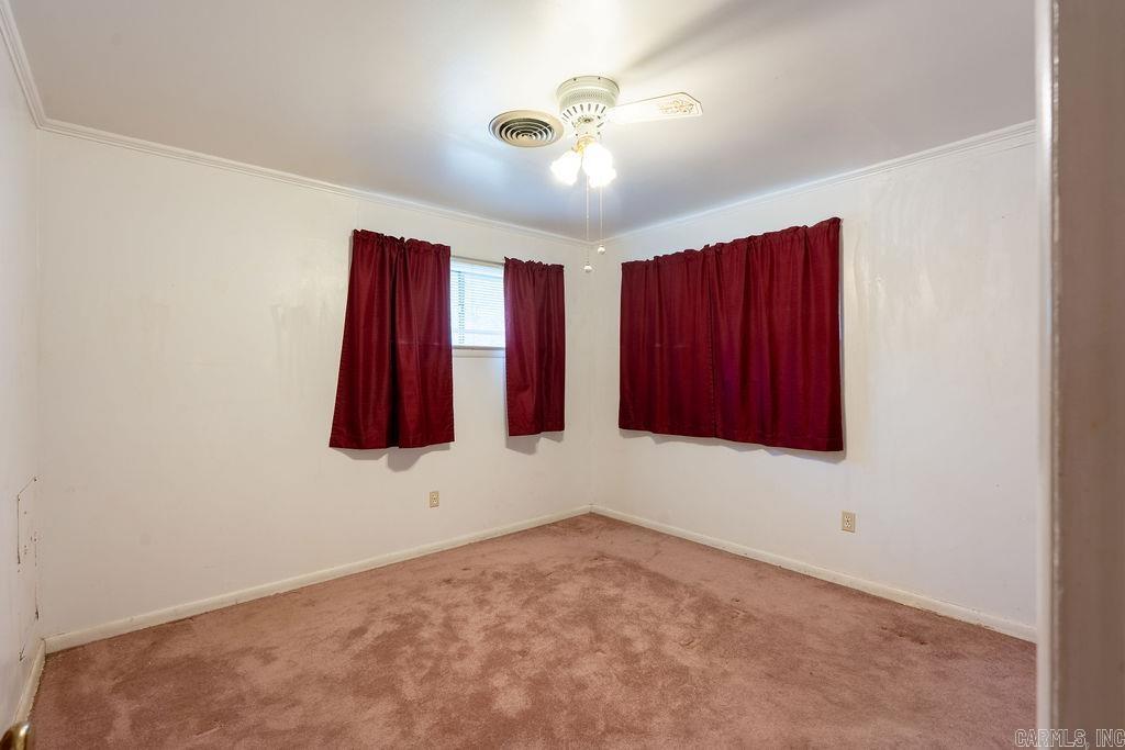 110 W Curran Street Property Photo 20