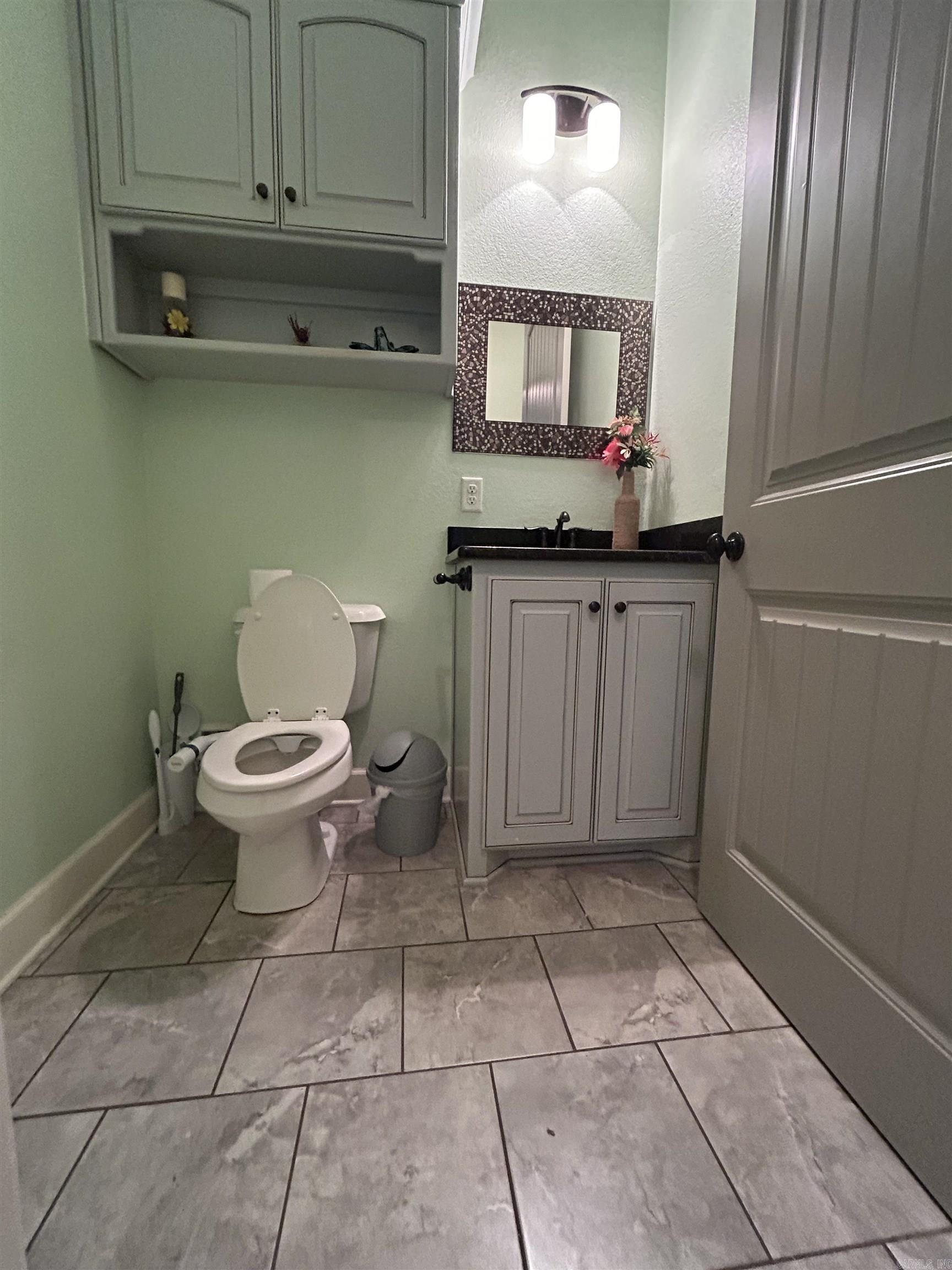 23 Whispering Drive Property Photo 11