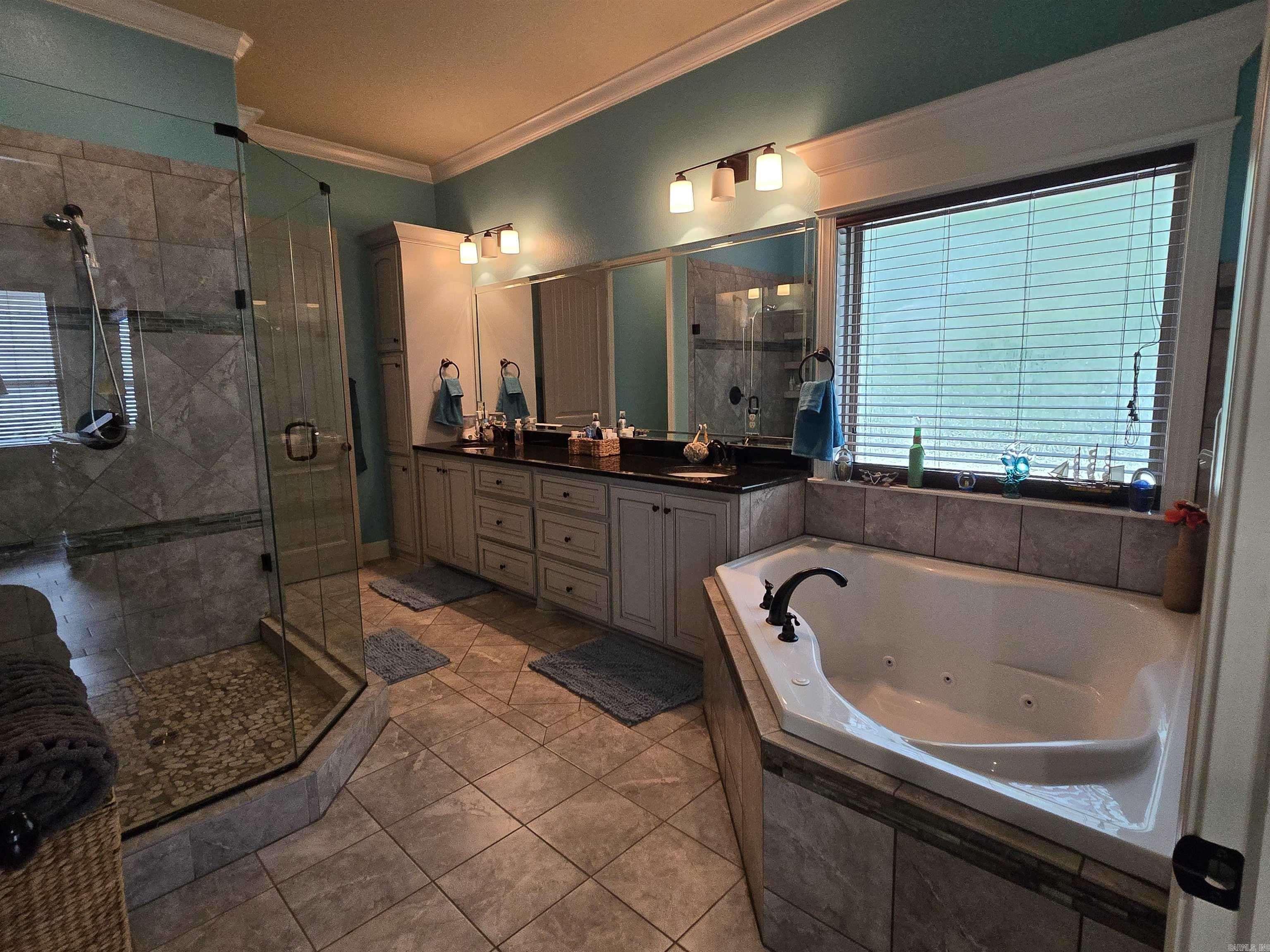23 Whispering Drive Property Photo 14