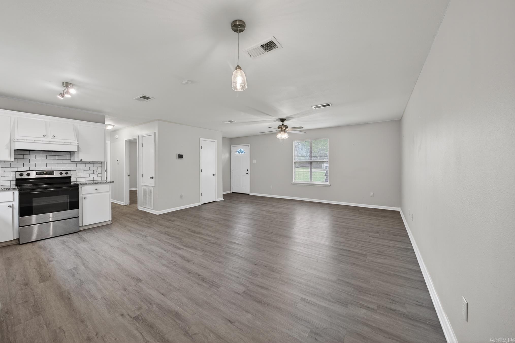 5627 Bayou Meto Loop Property Photo 11