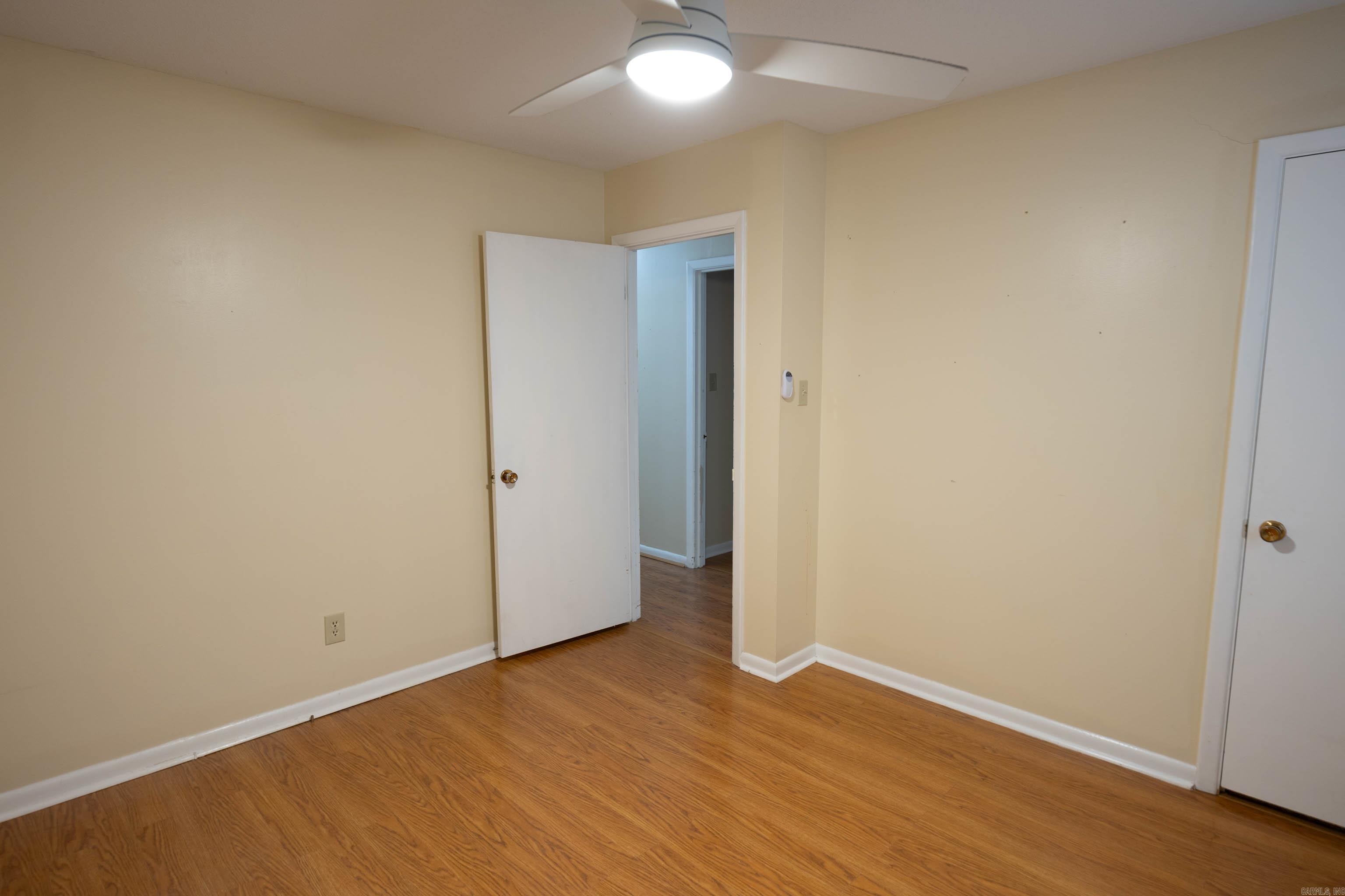 201 Honeysuckle Lane Property Photo 12