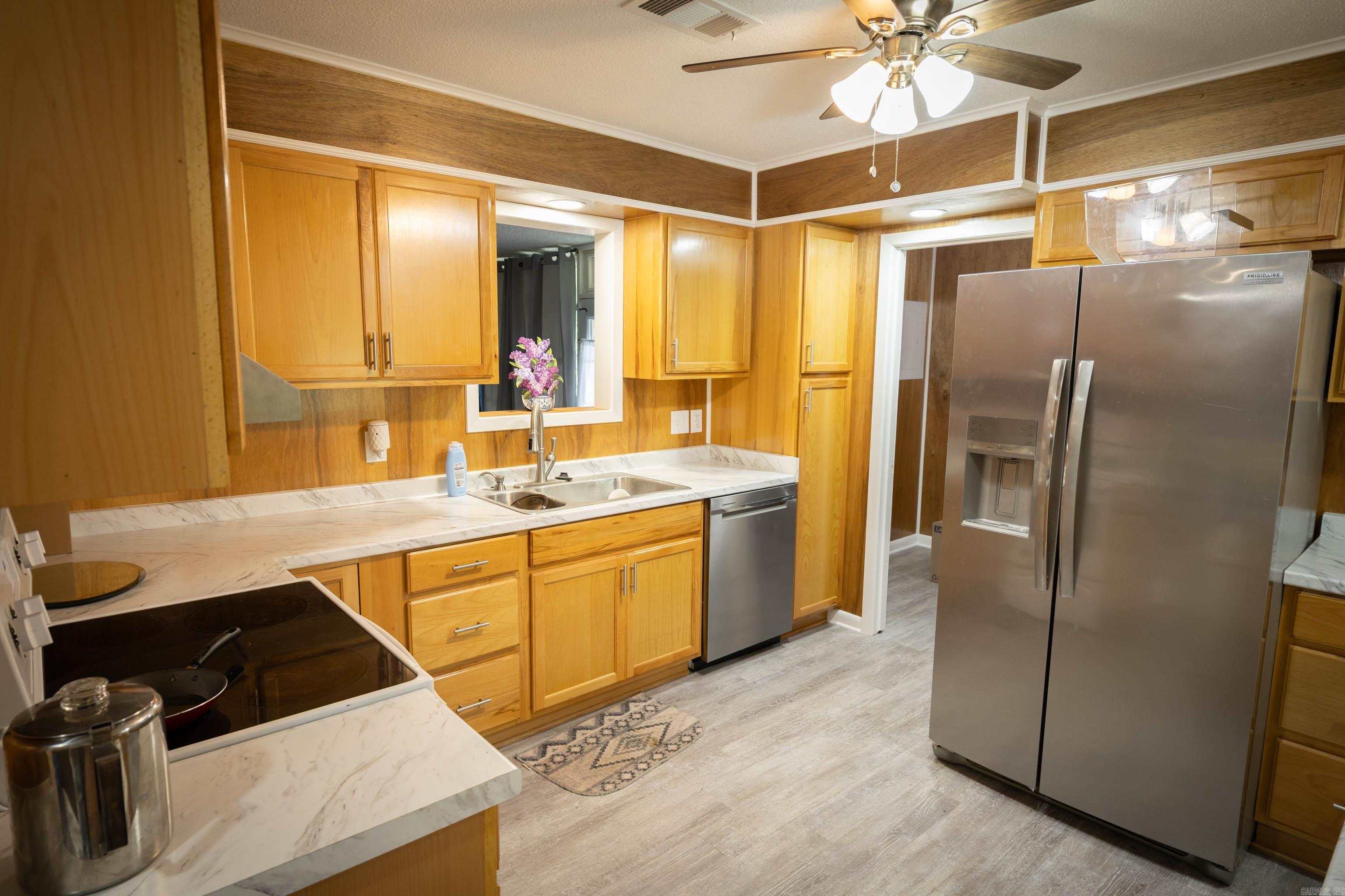 201 Honeysuckle Lane Property Photo 17