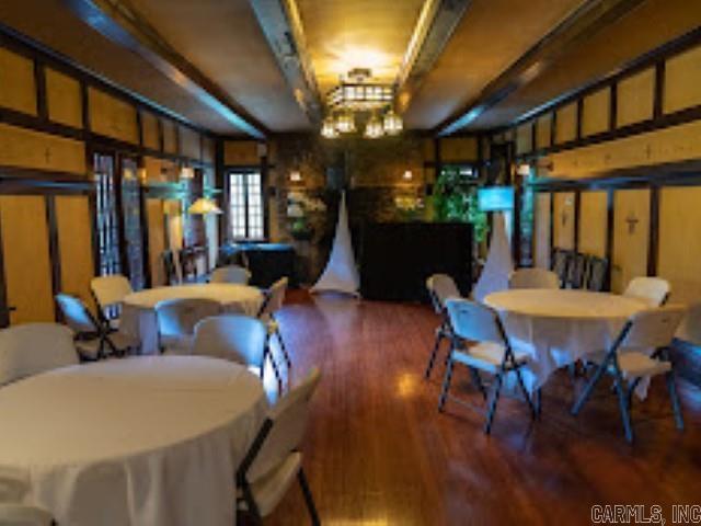 2009 Park Avenue Property Photo 15