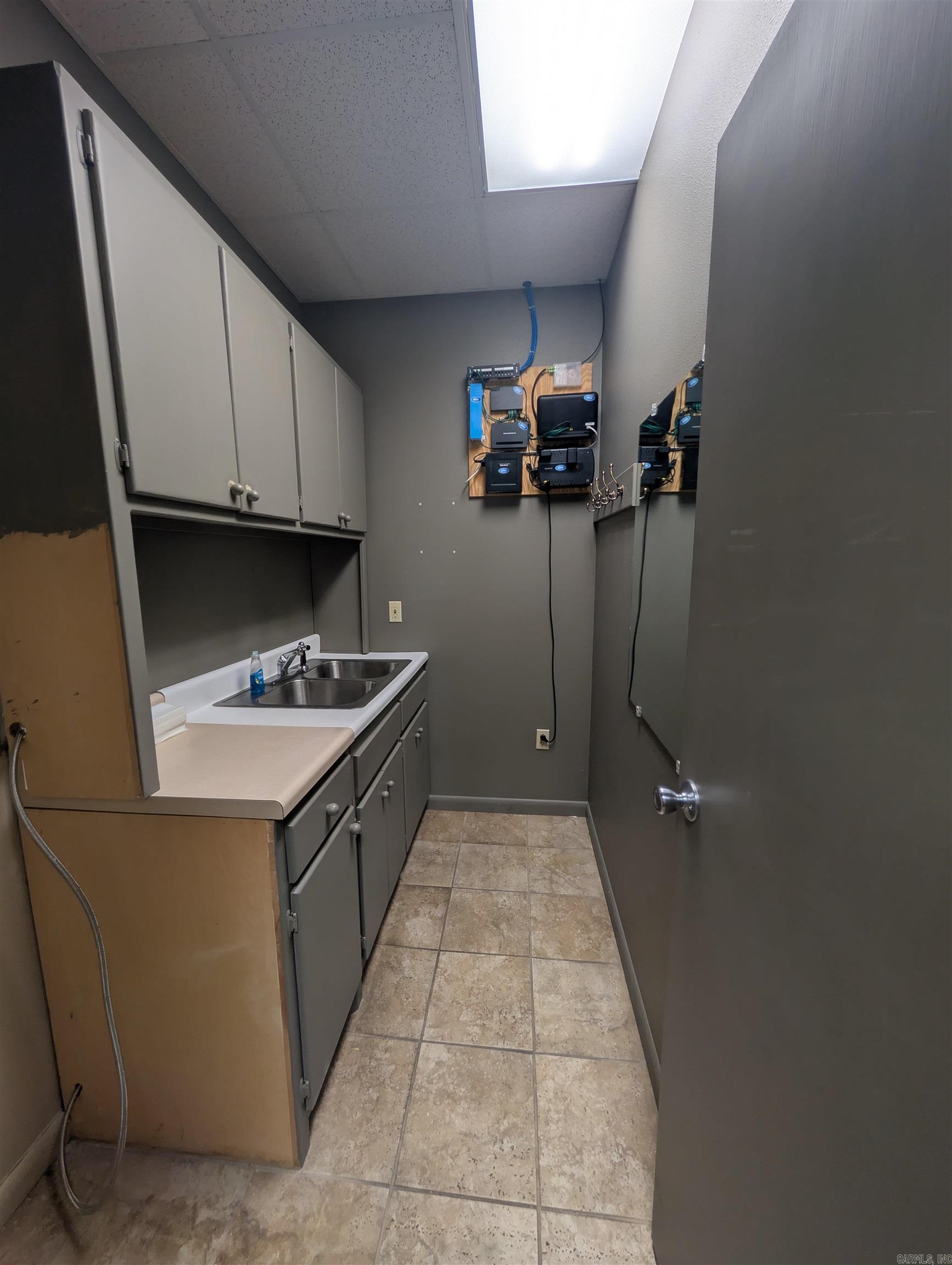 2033 E Race Avenue Property Photo 12