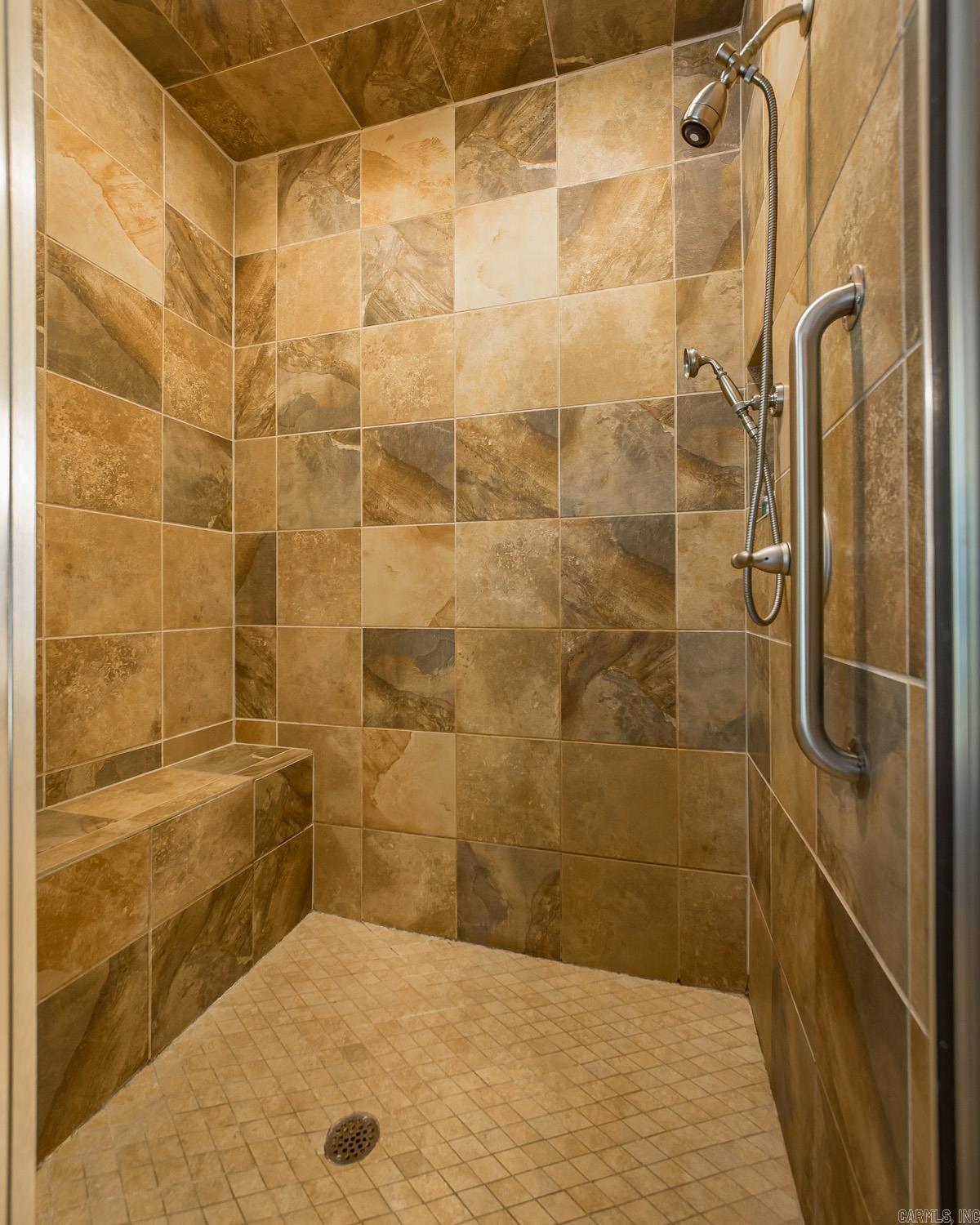 3139 Riverbend Road Property Photo 20