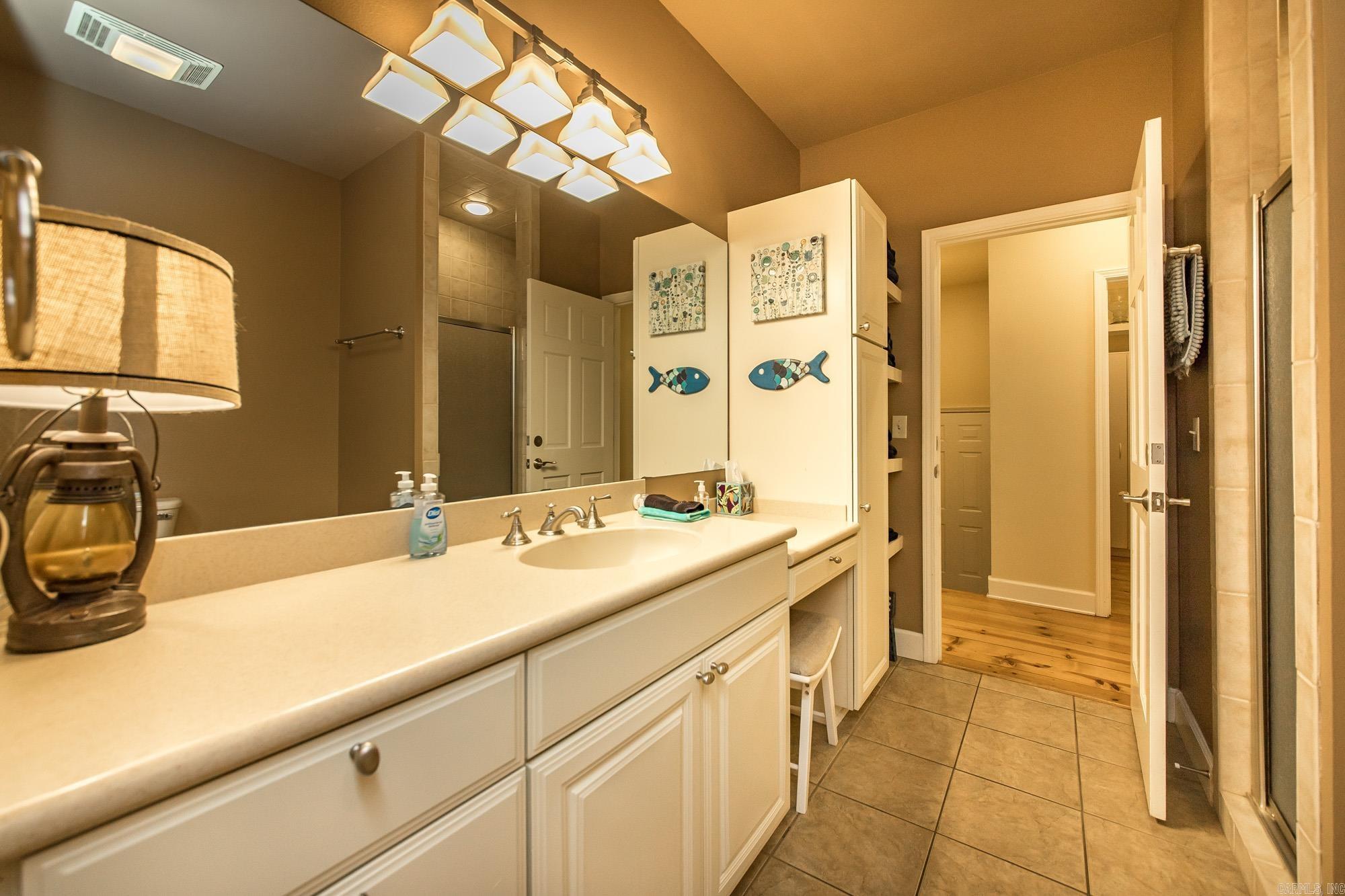 3139 Riverbend Road Property Photo 29