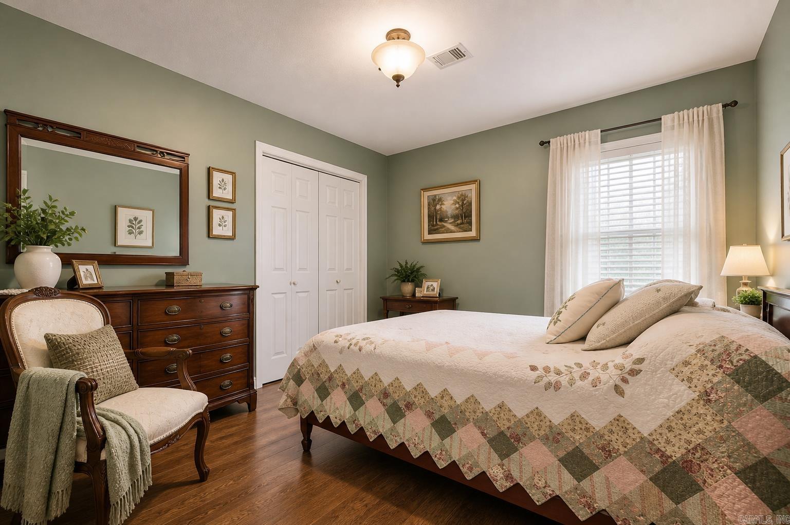 105 Elfen Glen St Property Photo 19